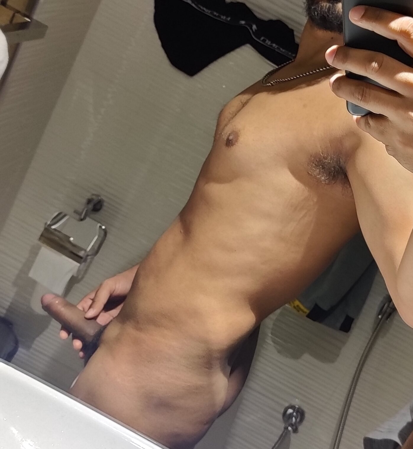 XXX Porn Photo of Nude Desirock 1