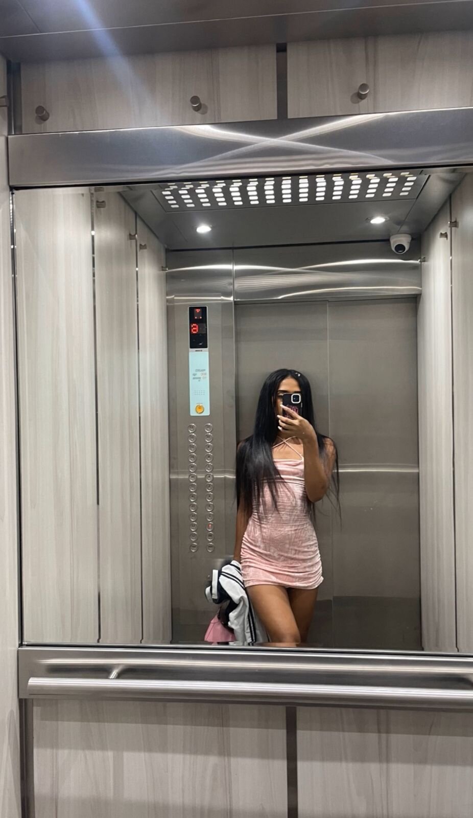 XXX Porn Photo of Nude big_cock_horse 1