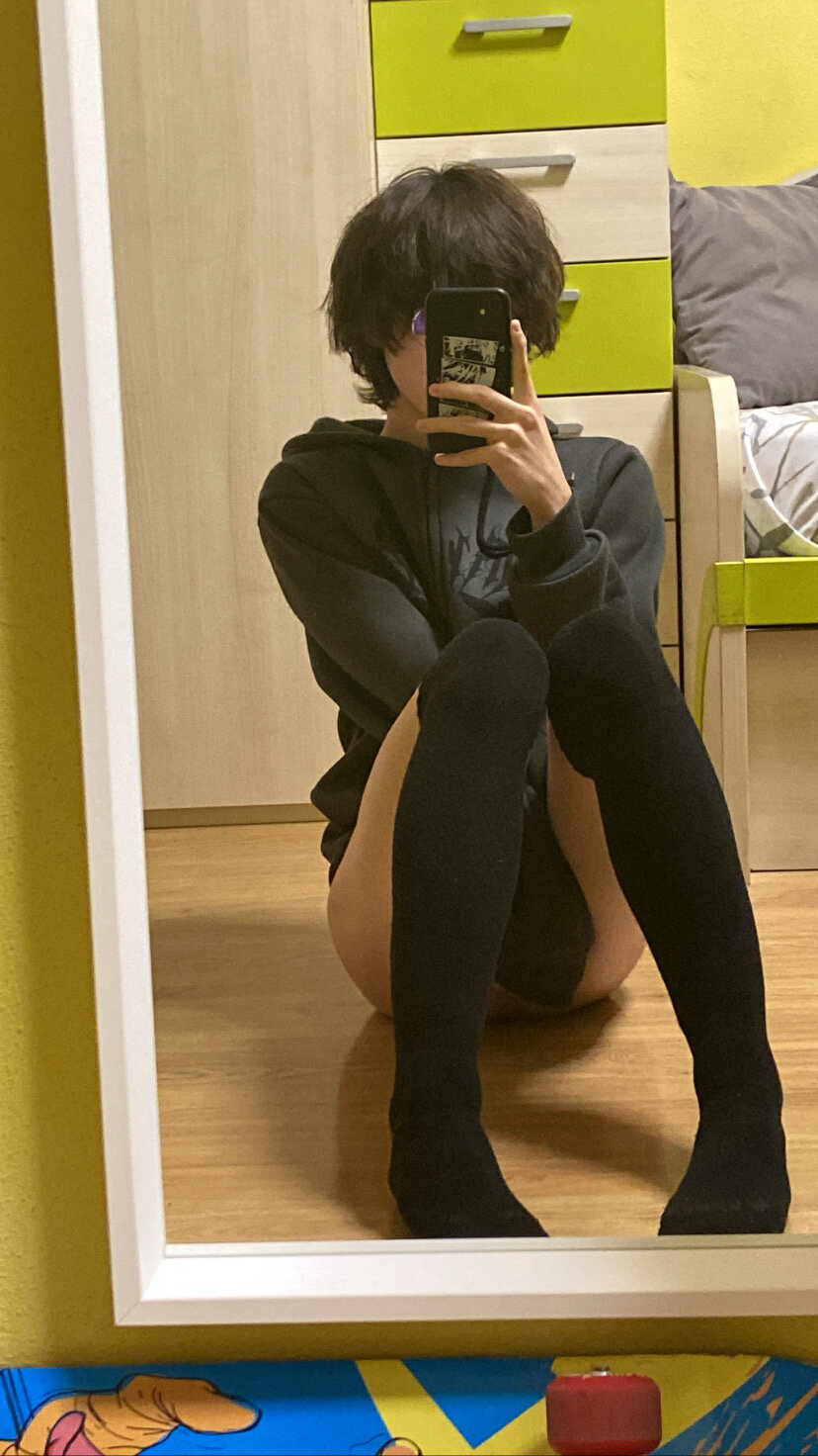 XXX Porn Photo of Nude kgzmeoww 1
