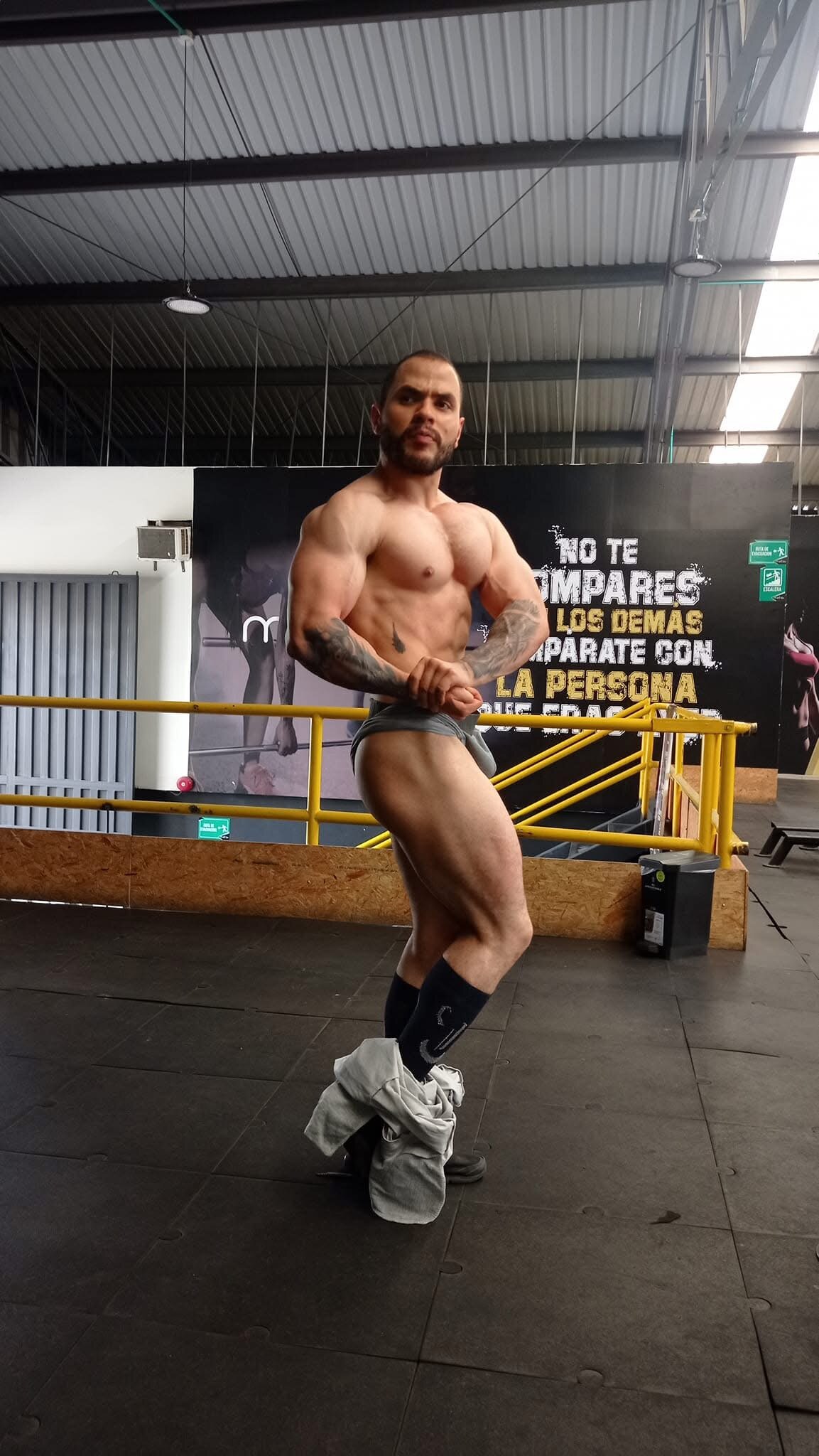 XXX Porn Photo of Nude neron_XXL 6