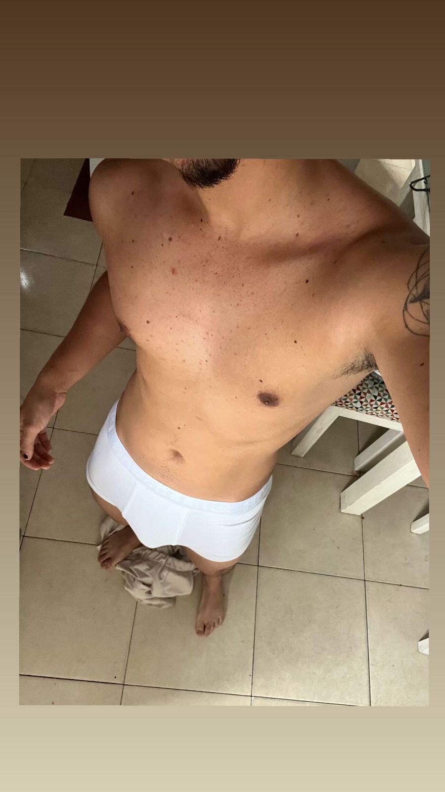 XXX Porn Photo of Nude iam_logan 1