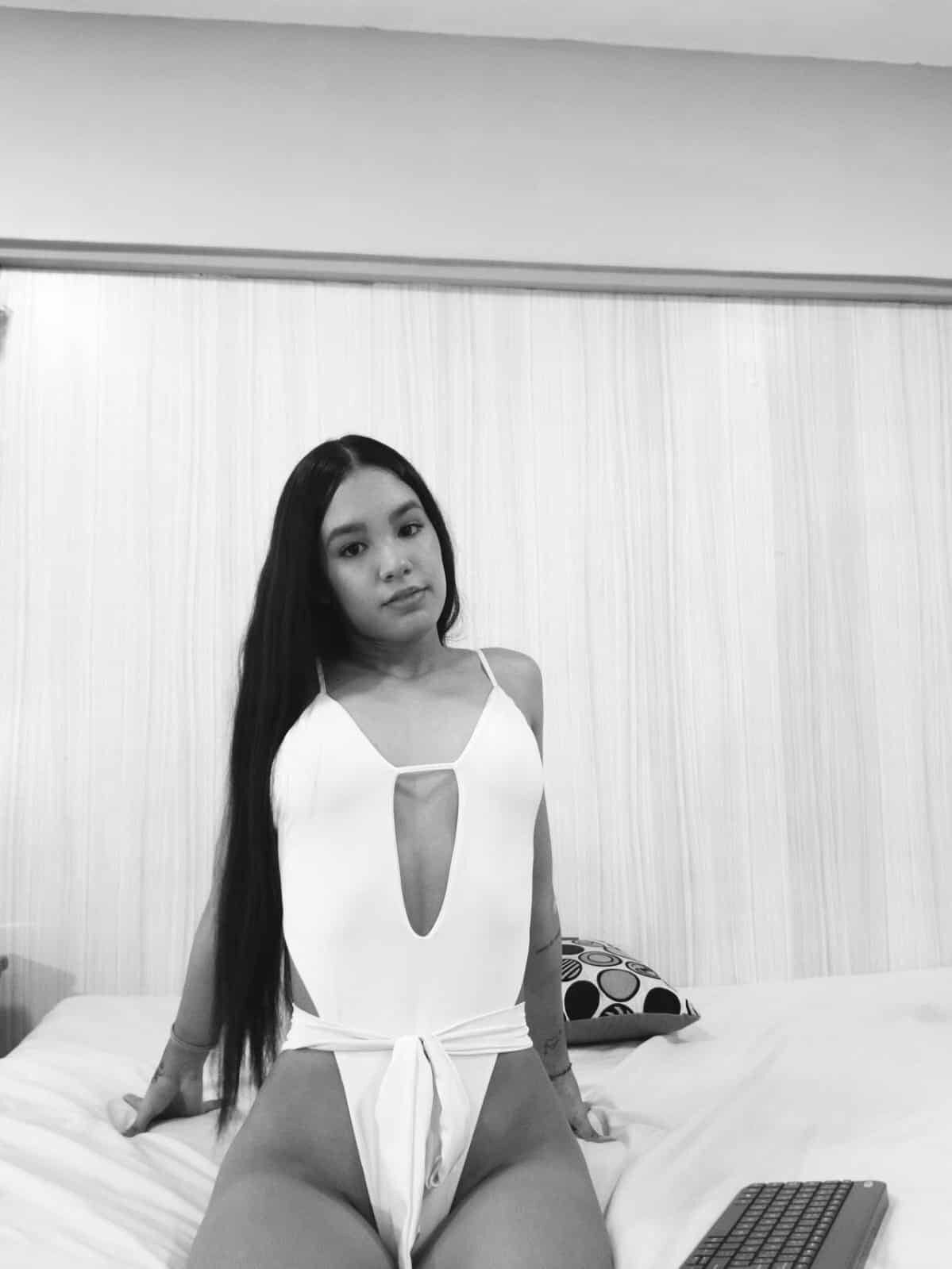 XXX Porn Photo of Nude _sweet_kiittyy_ 7