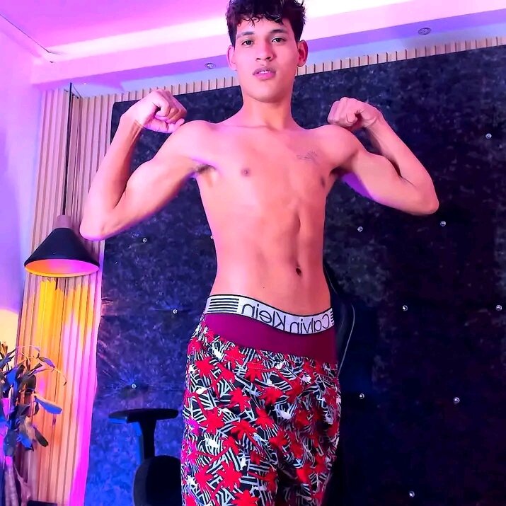 XXX Porn Photo of Nude Xavier_stronger 3