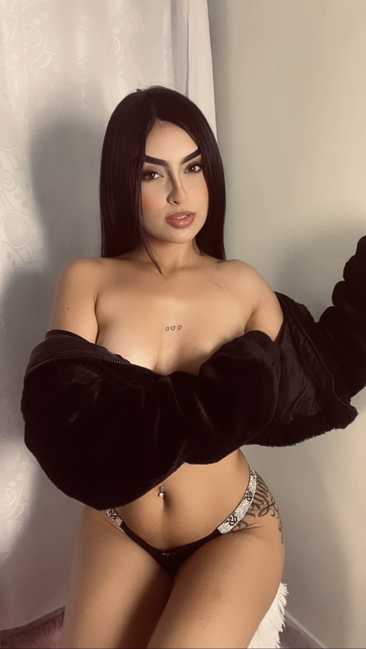 XXX Porn Photo of Nude RavenSweet_ 4