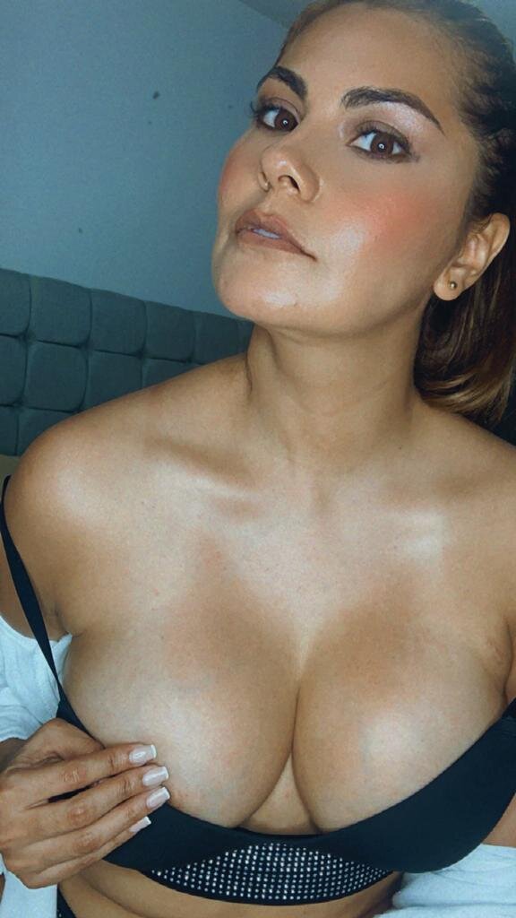 XXX Porn Photo of Nude lau__me 43
