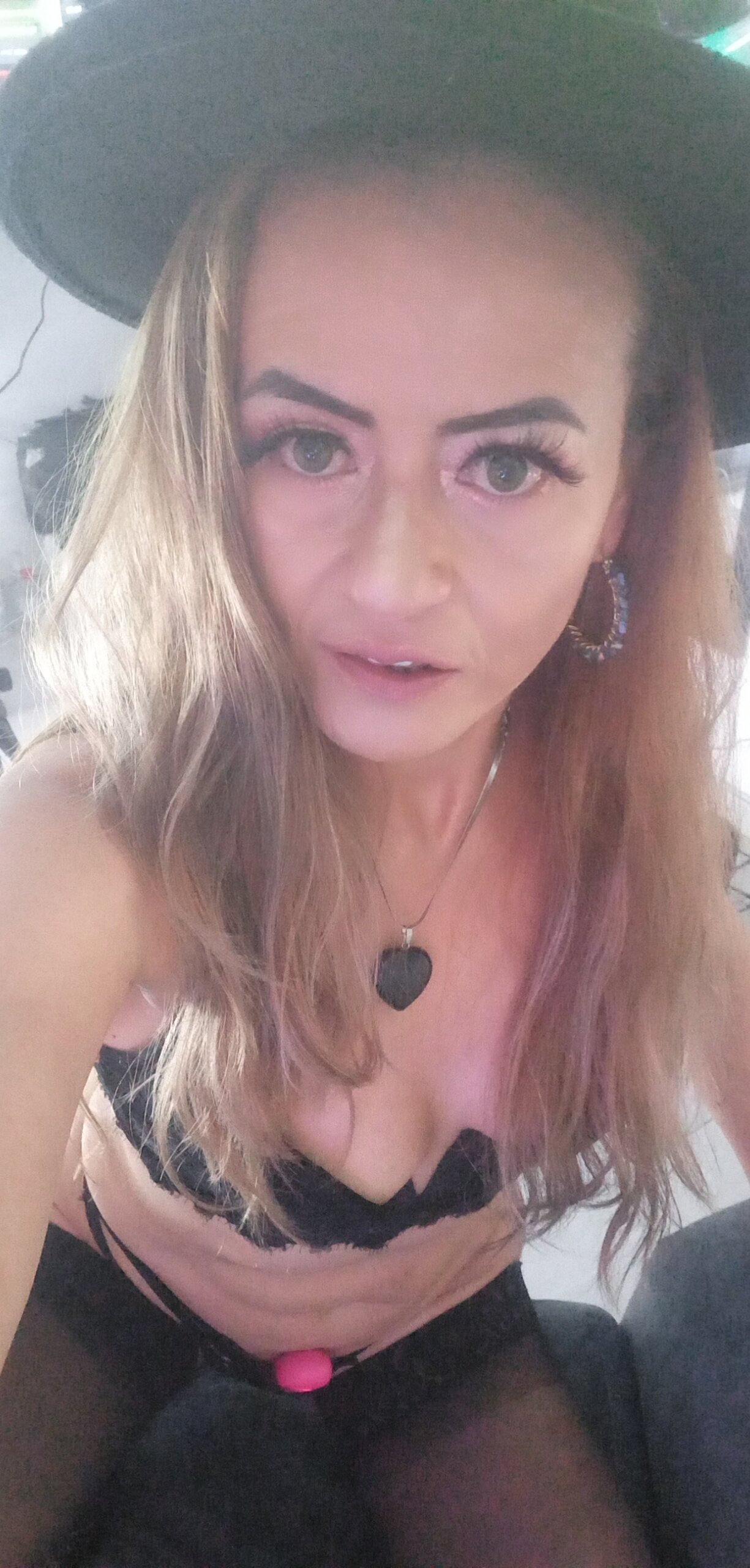 XXX Porn Photo of Nude magenta_maturr 159