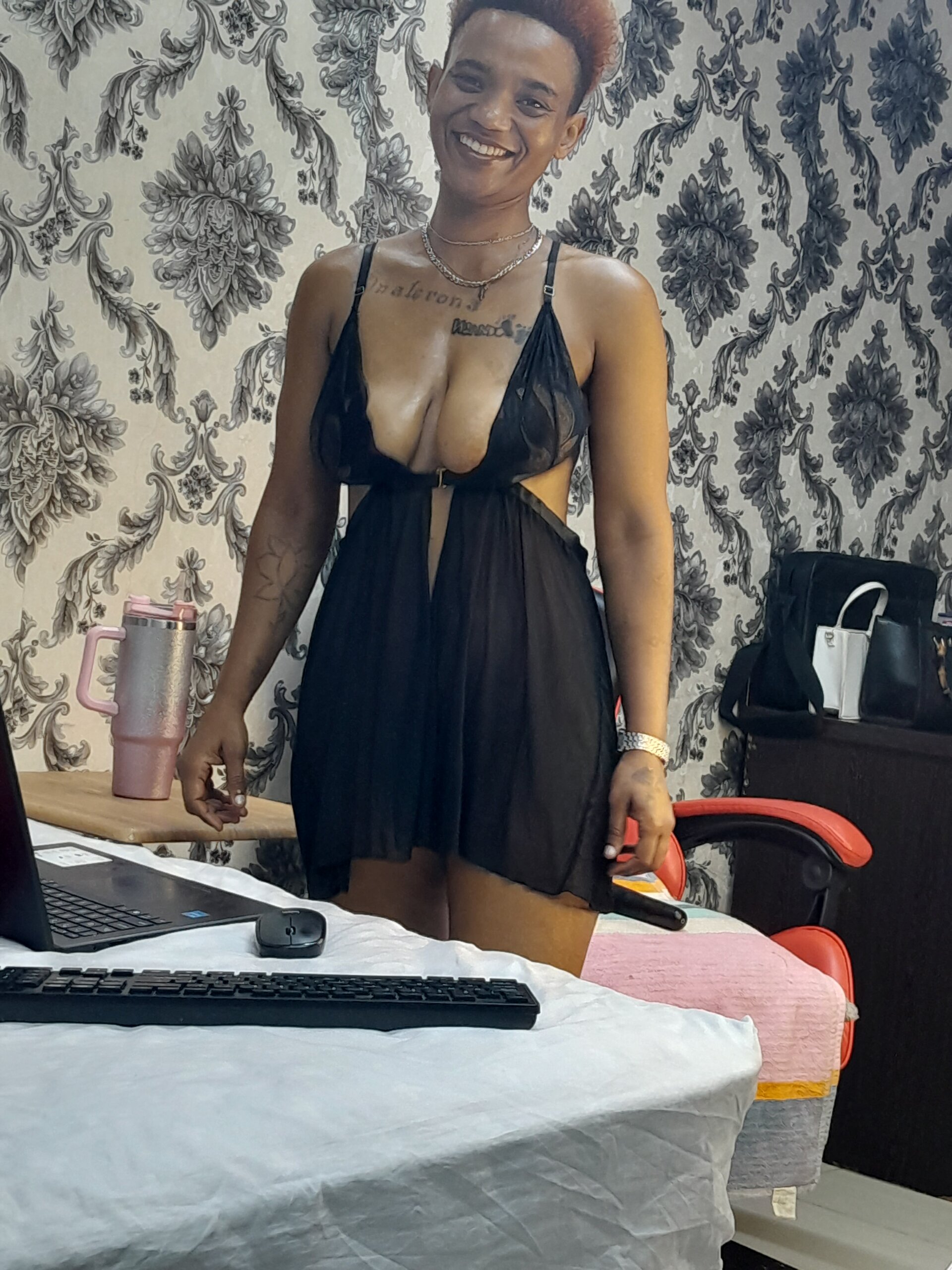 XXX Porn Photo of Nude JANIELEE8x 12