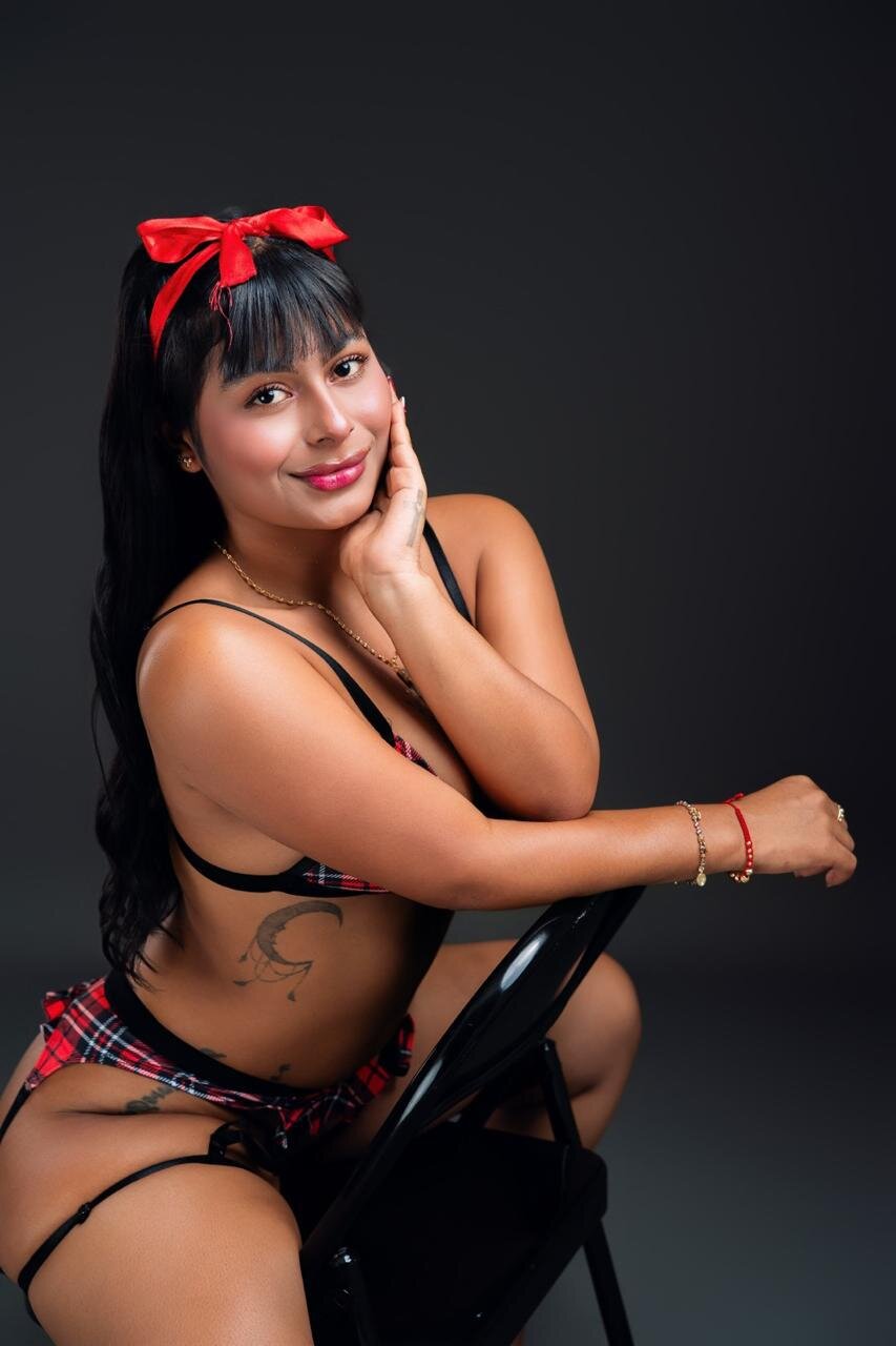 XXX Porn Photo of Nude yara_goe 4