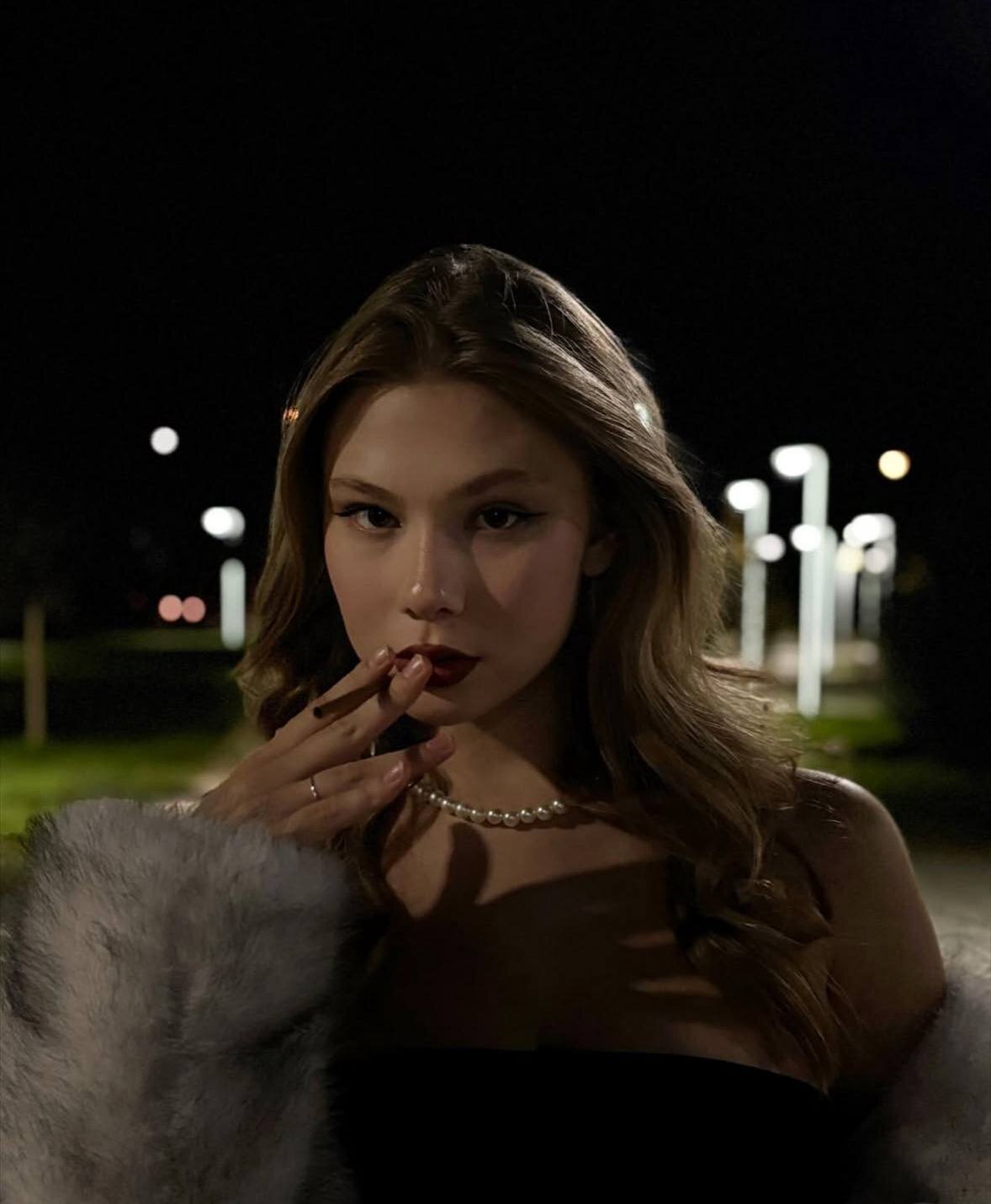 XXX Porn Photo of Nude JuneHarter 5