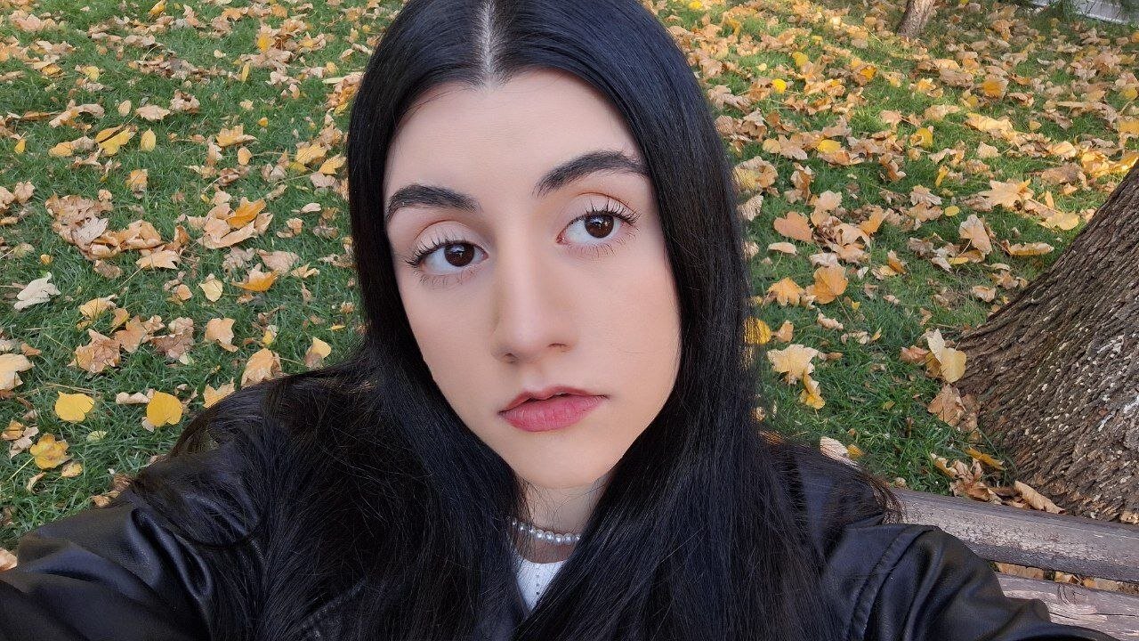 XXX Porn Photo of Nude MelanieMooor 17