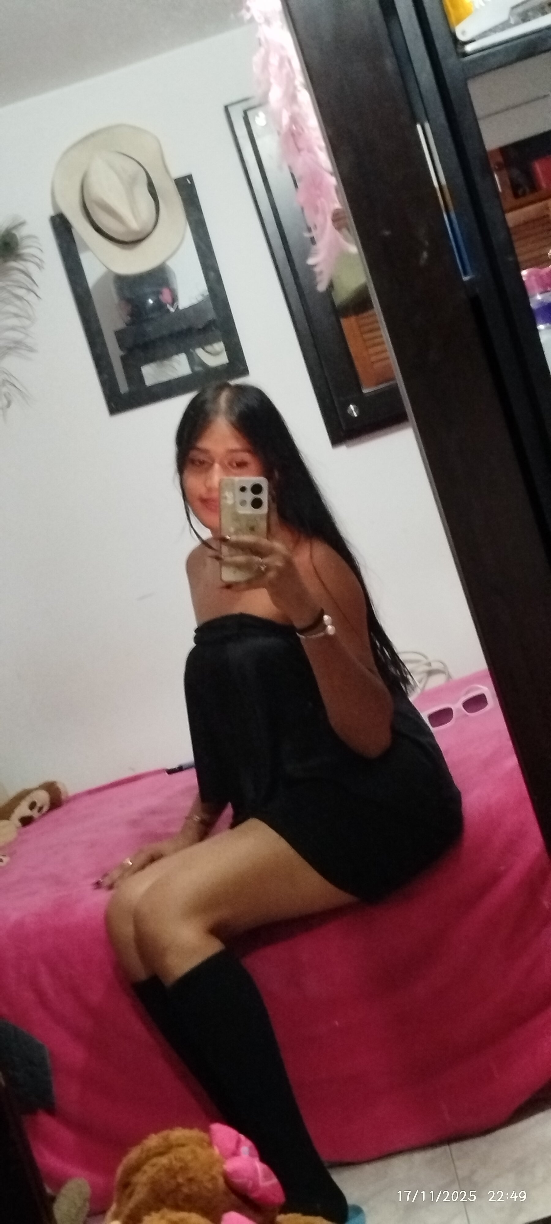 XXX Porn Photo of Nude Vivien__sabrina_colombia 8