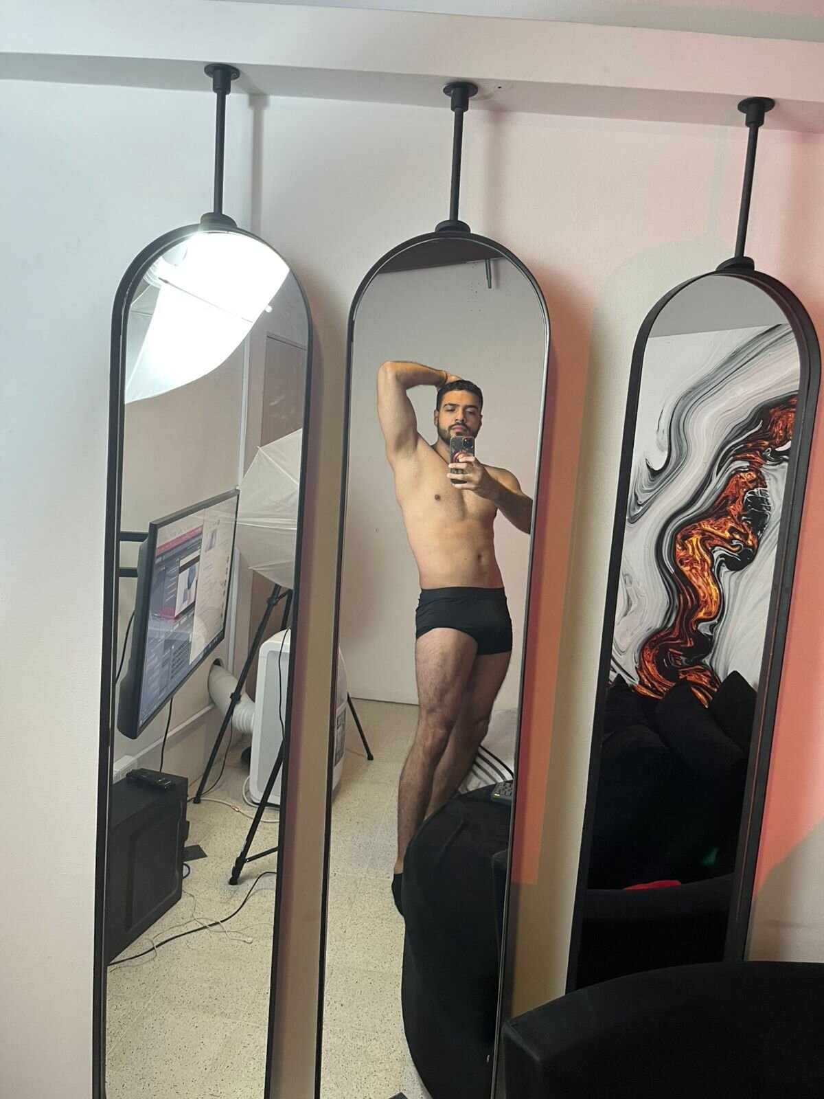 XXX Porn Photo of Nude jacob_oconner29 4