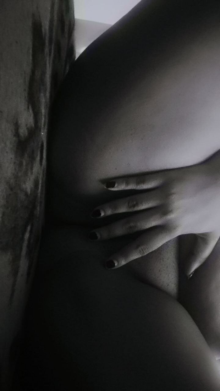 XXX Porn Photo of Nude Miss_Hottie 1