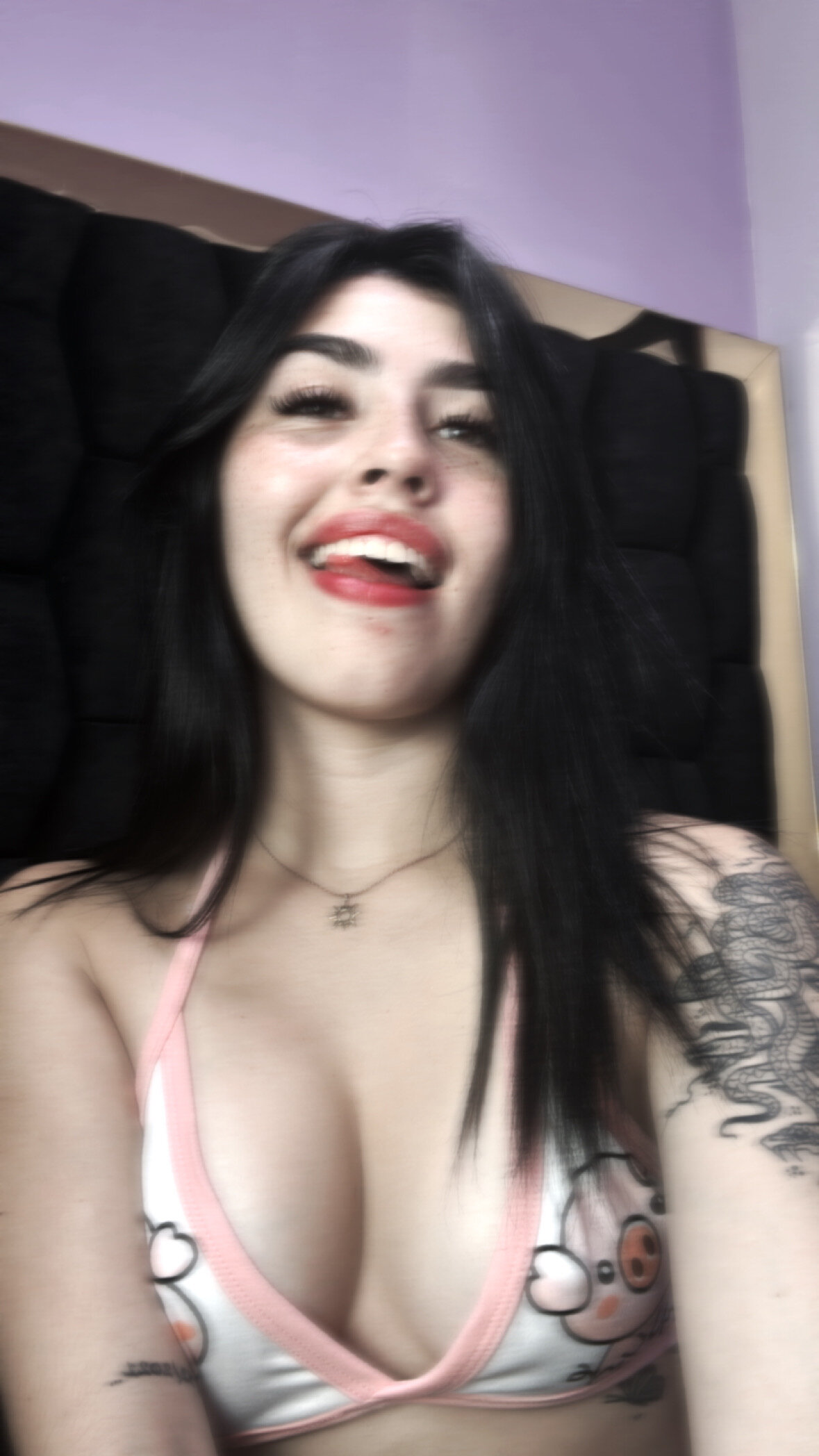 XXX Porn Photo of Nude charlothe942 1