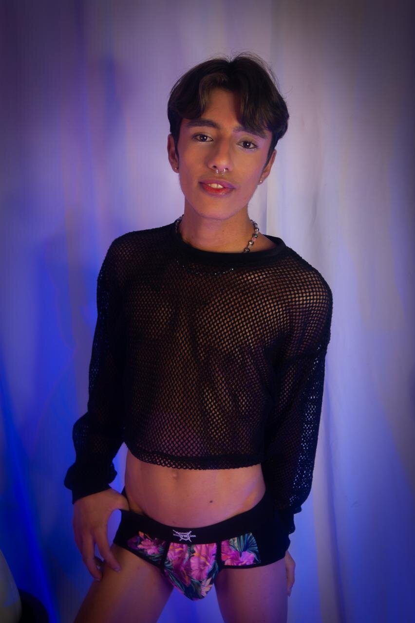 XXX Porn Photo of Nude ABRAHAN_XO 2