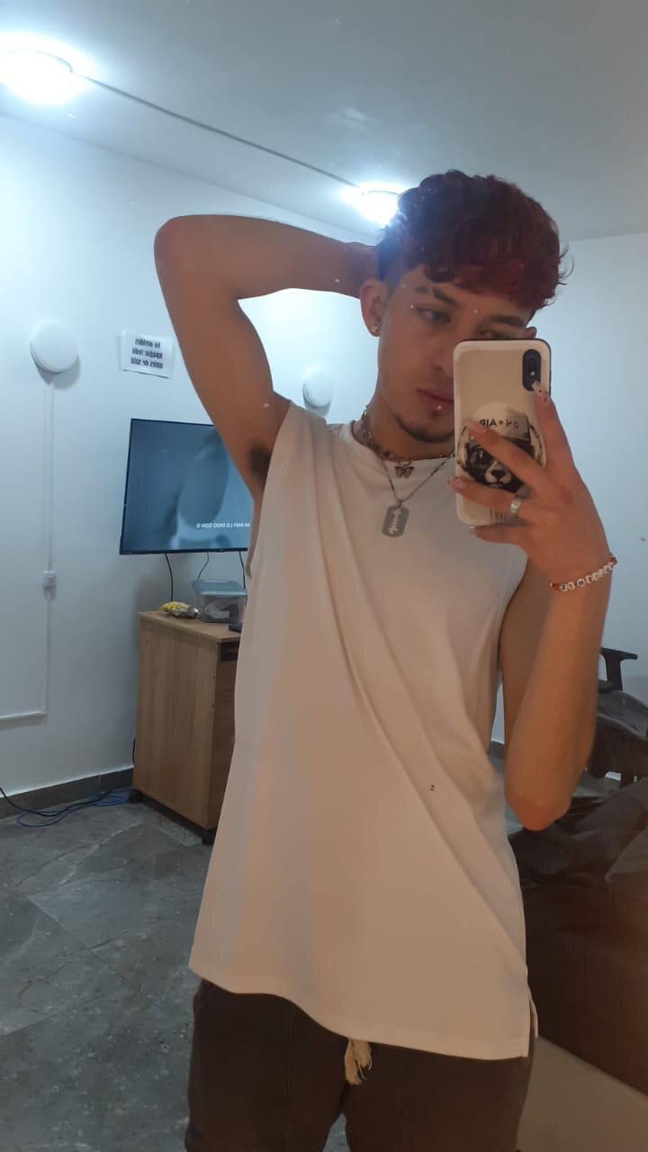 XXX Porn Photo of Nude Axel_tay 20