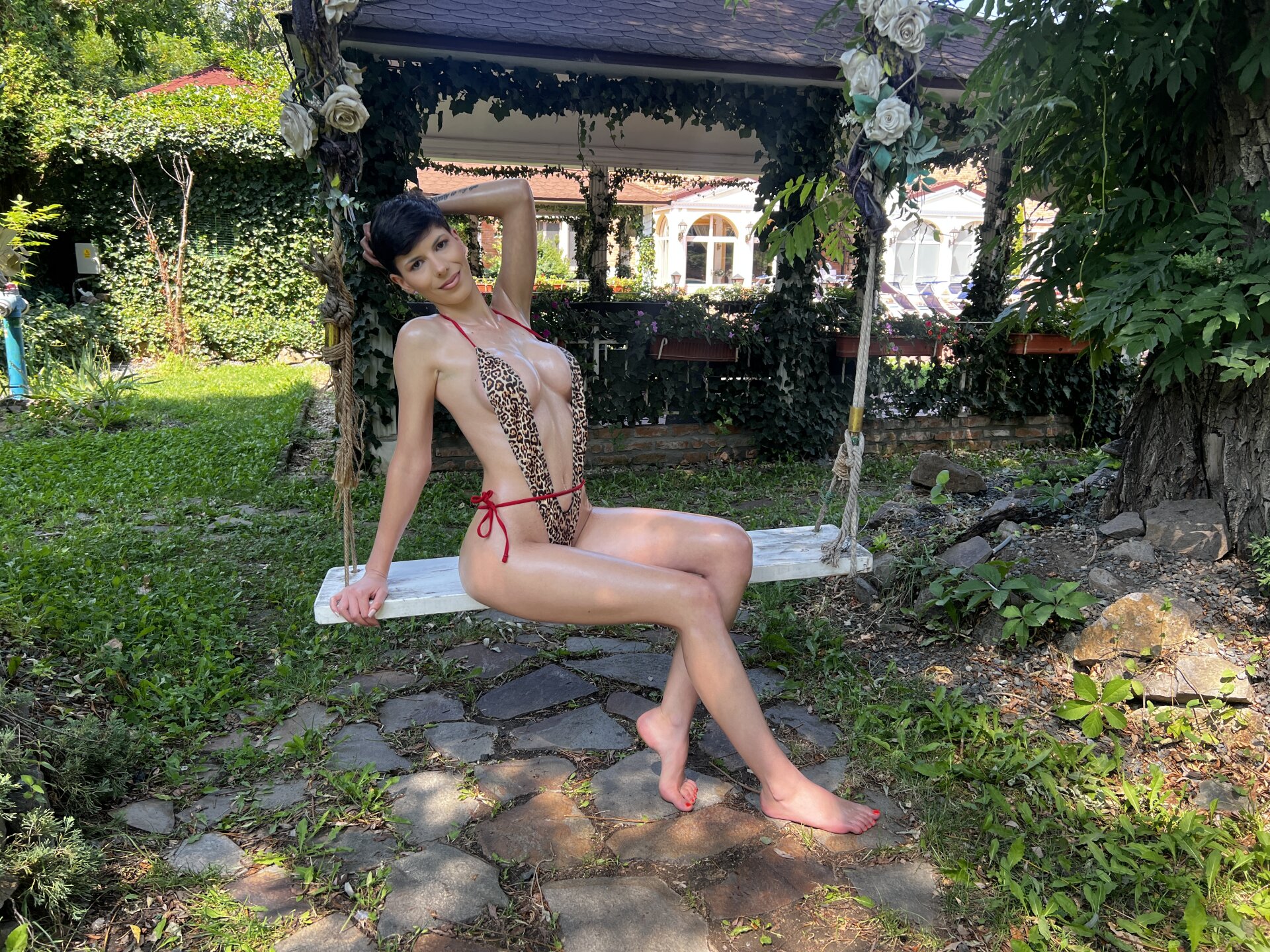XXX Porn Photo of Nude Roxxy_Rouge 17