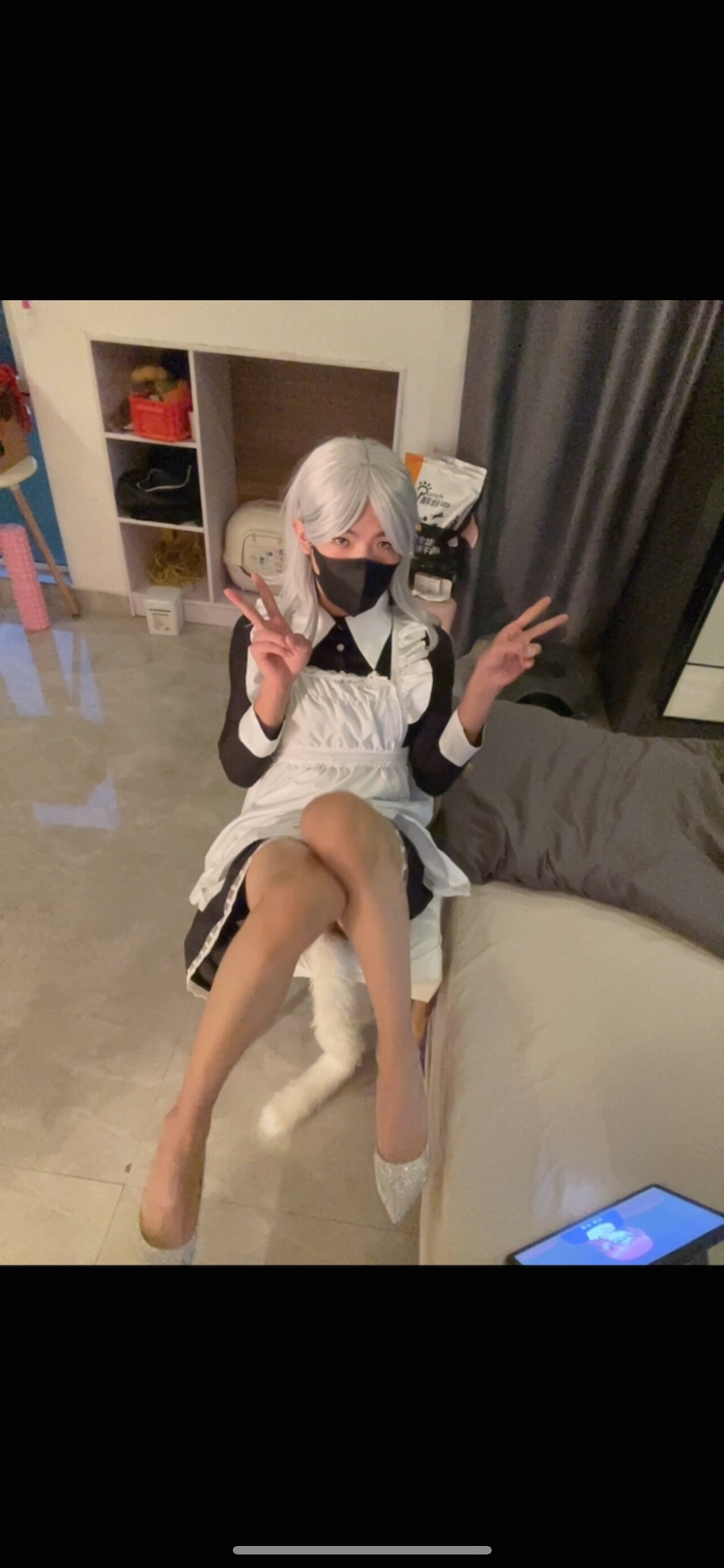 XXX Porn Photo of Nude AwakeSubtitle 2