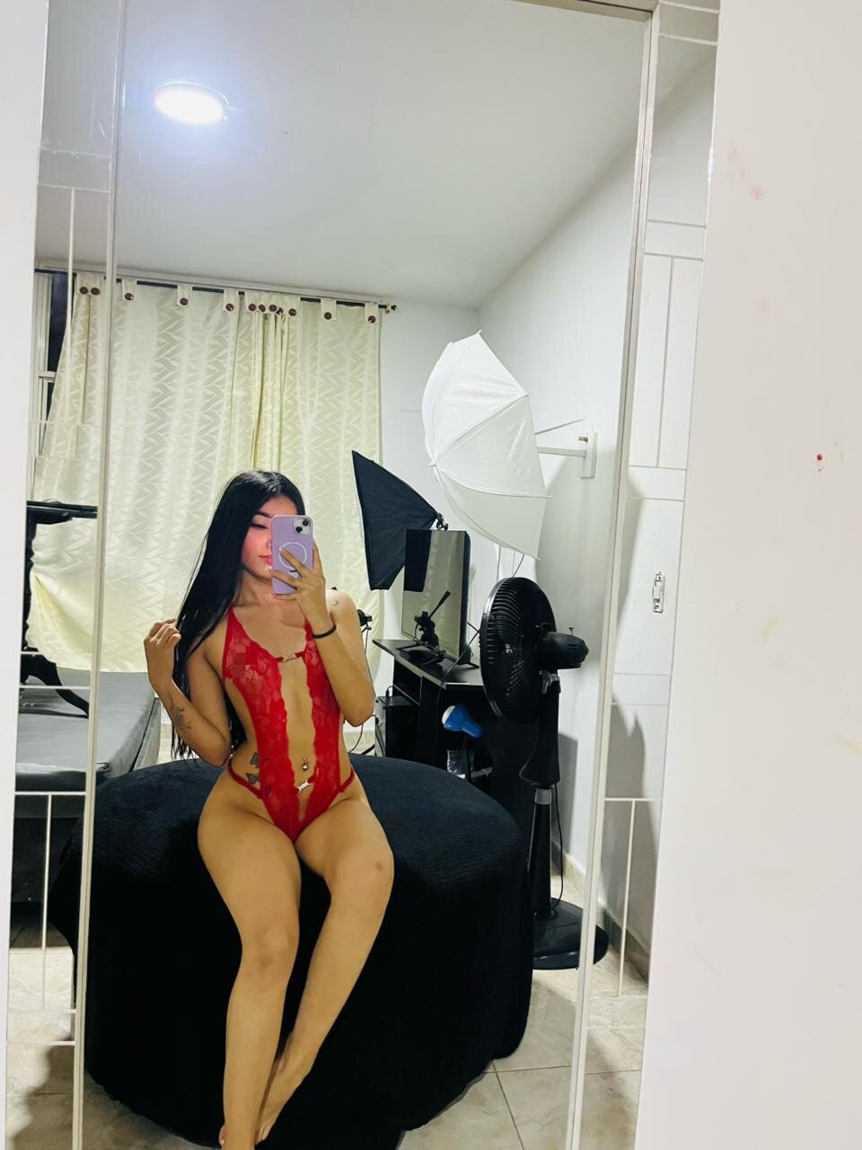 XXX Porn Photo of Nude EvelynMoore__ 11