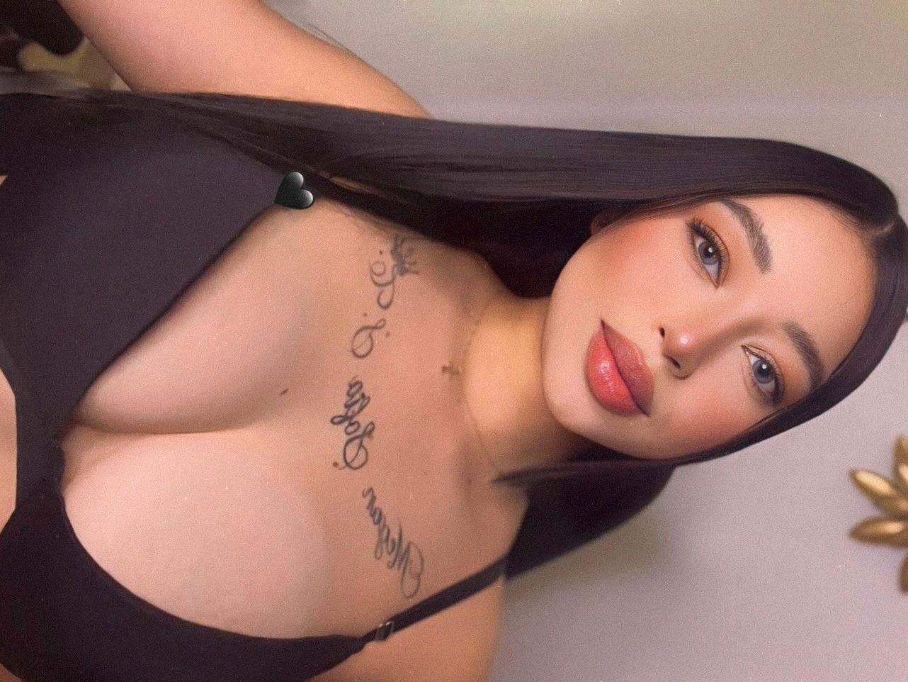 XXX Porn Photo of Nude AnthonellaSweet 23