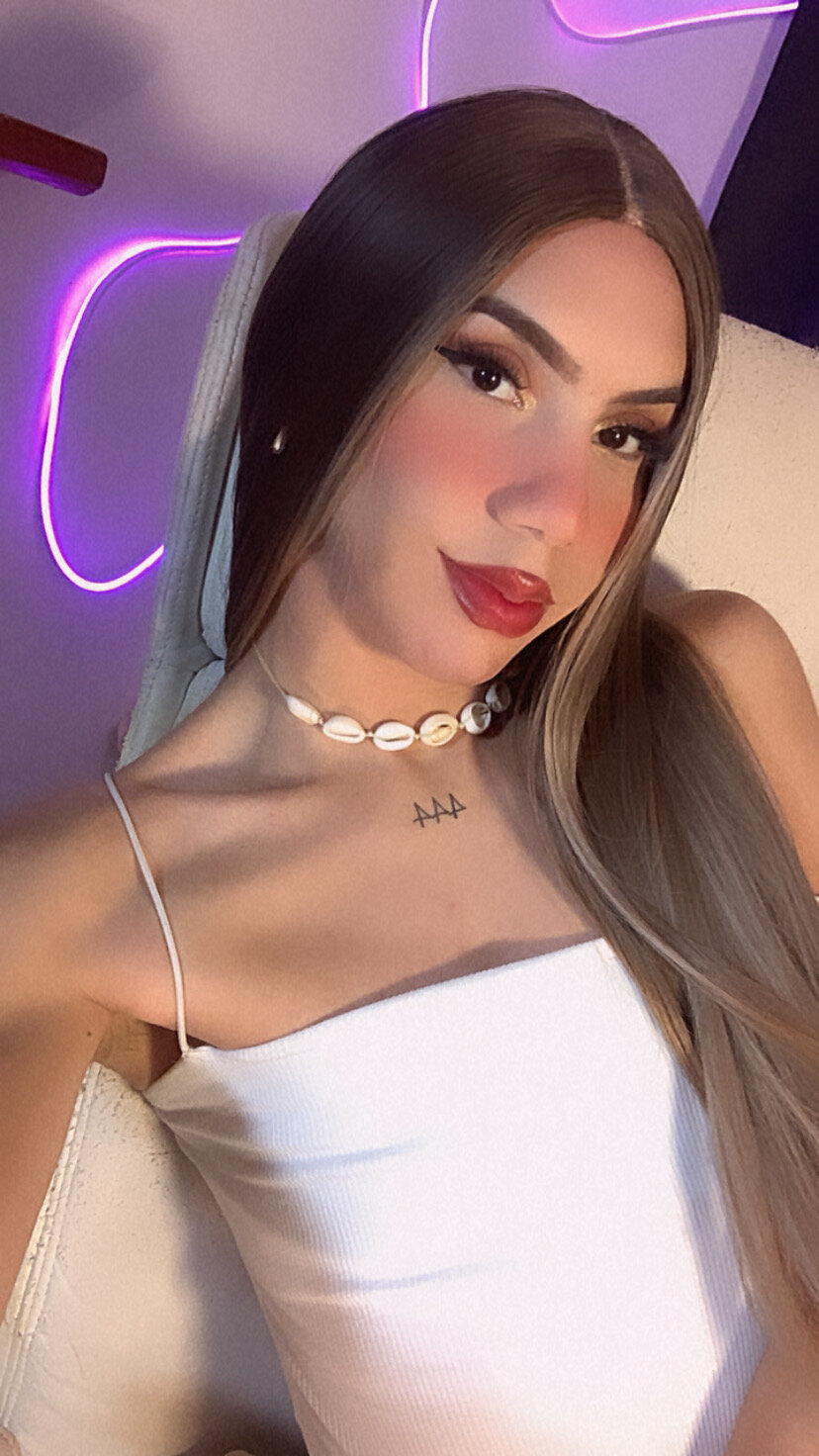 XXX Porn Photo of Nude PrettiestKathoey 21
