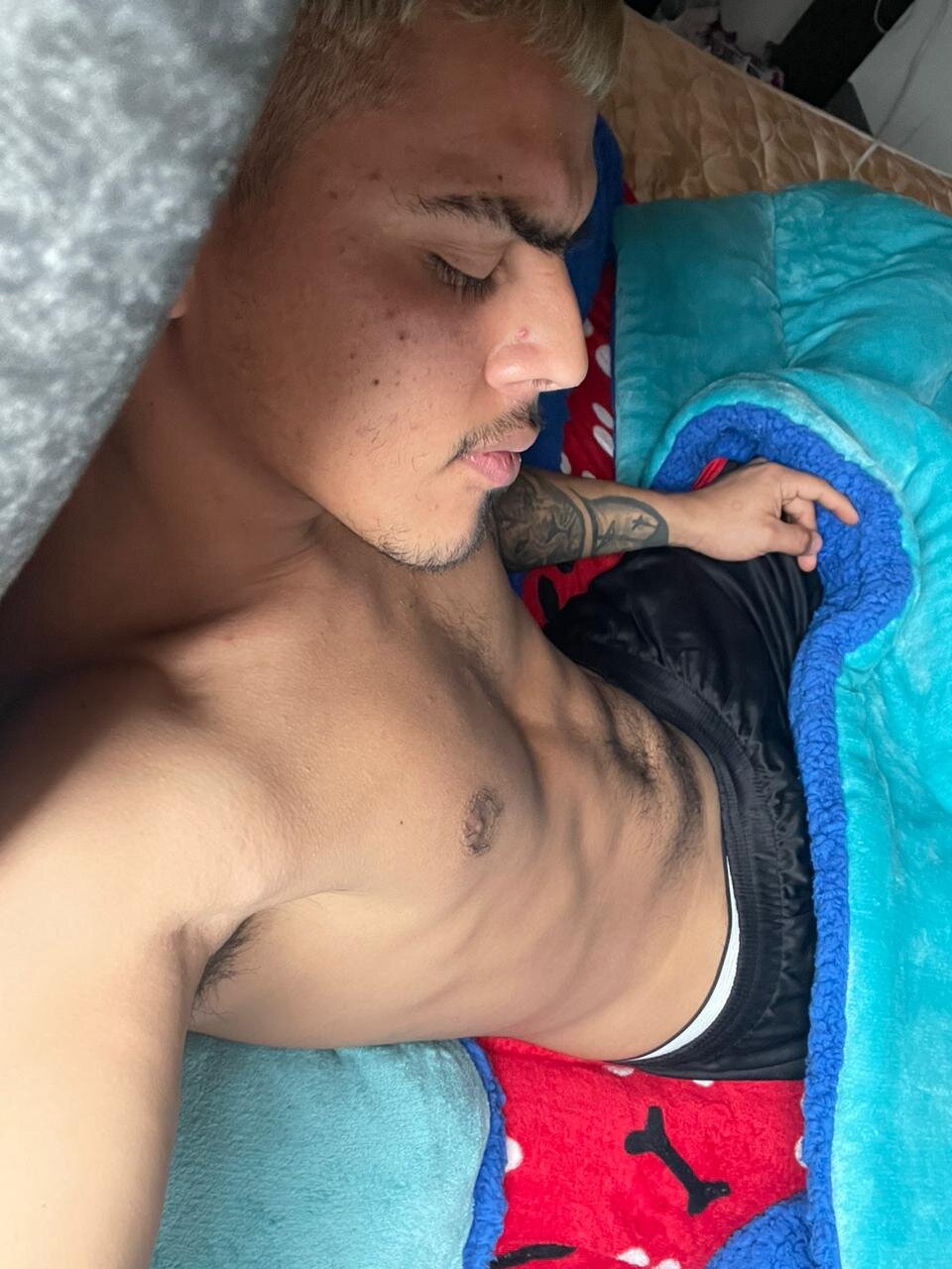 XXX Porn Photo of Nude darkem_rodriguez_ 4