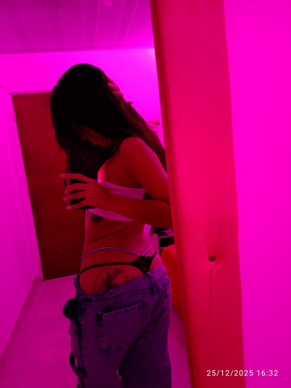 XXX Porn Photo of Nude sharonpetite18 10