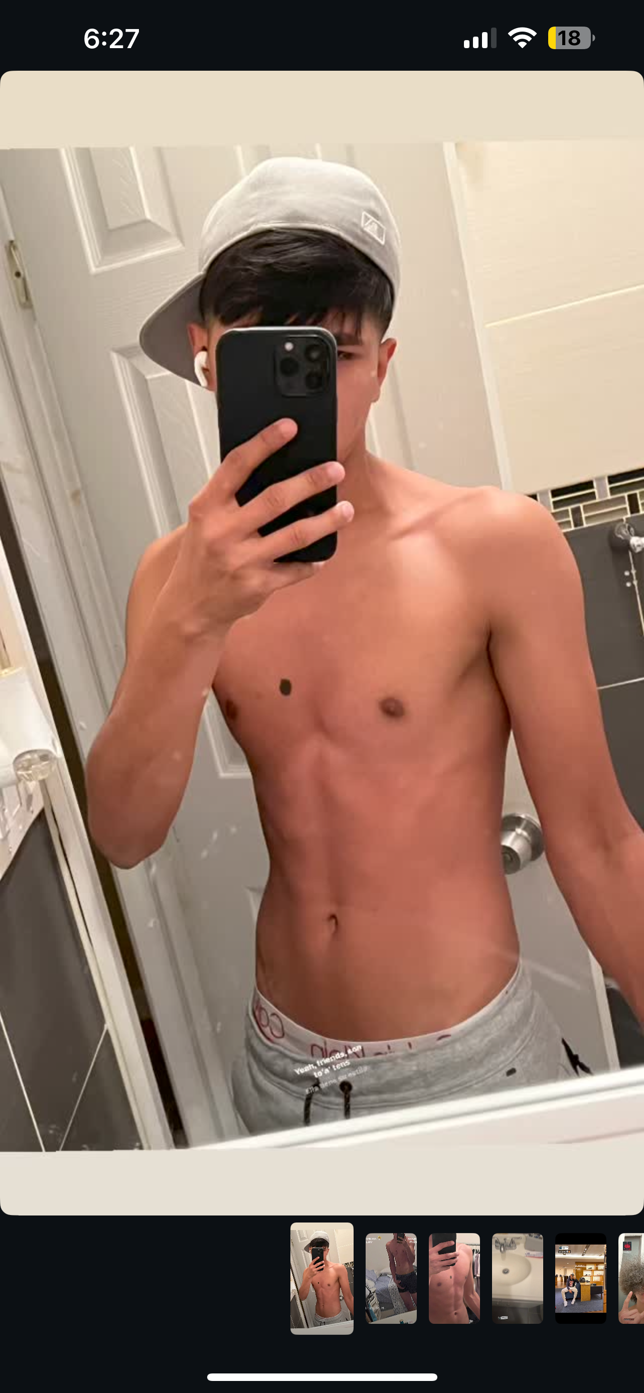 XXX Porn Photo of Nude youngbusy 2