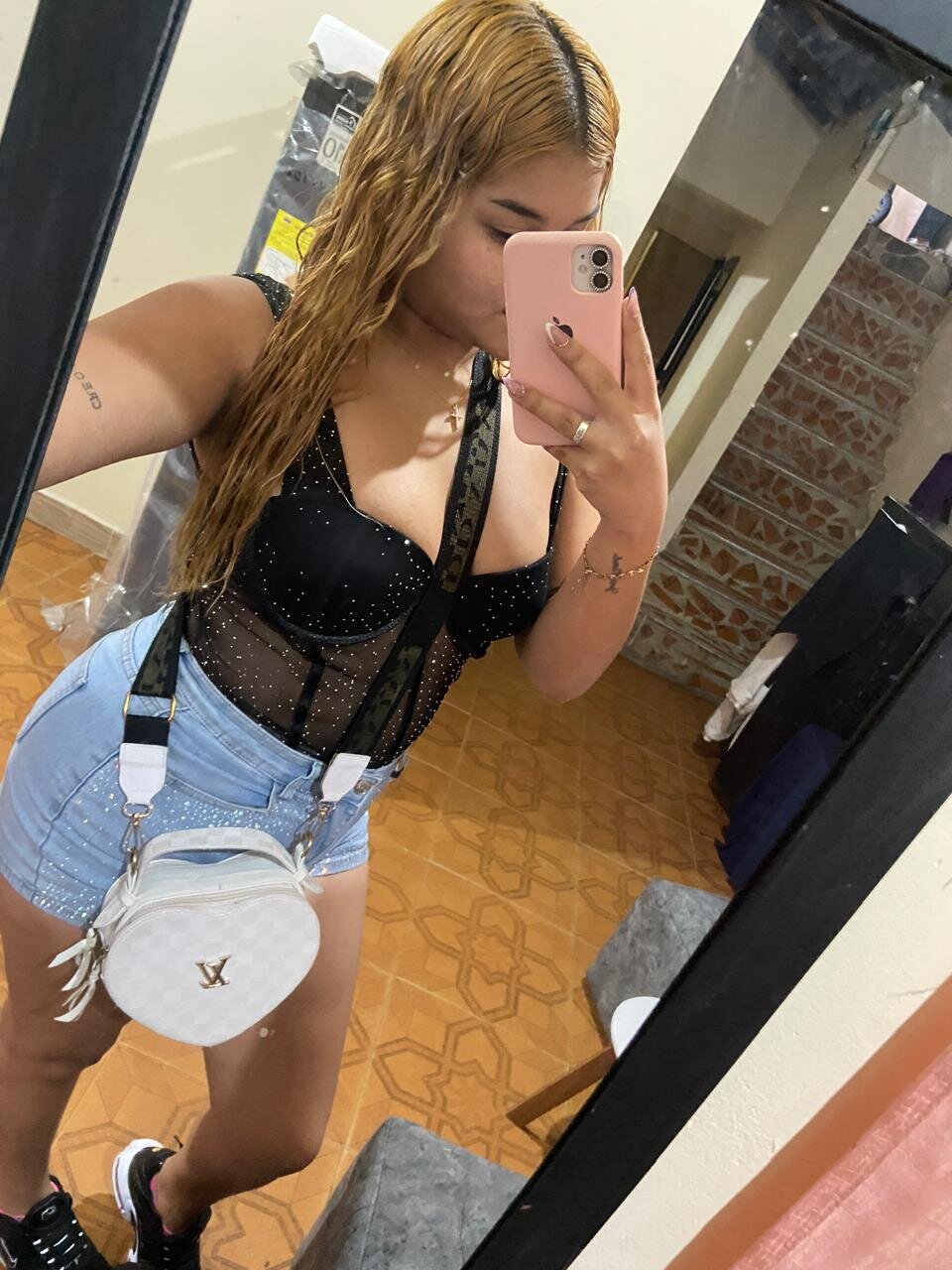XXX Porn Photo of Nude emi_savach 7