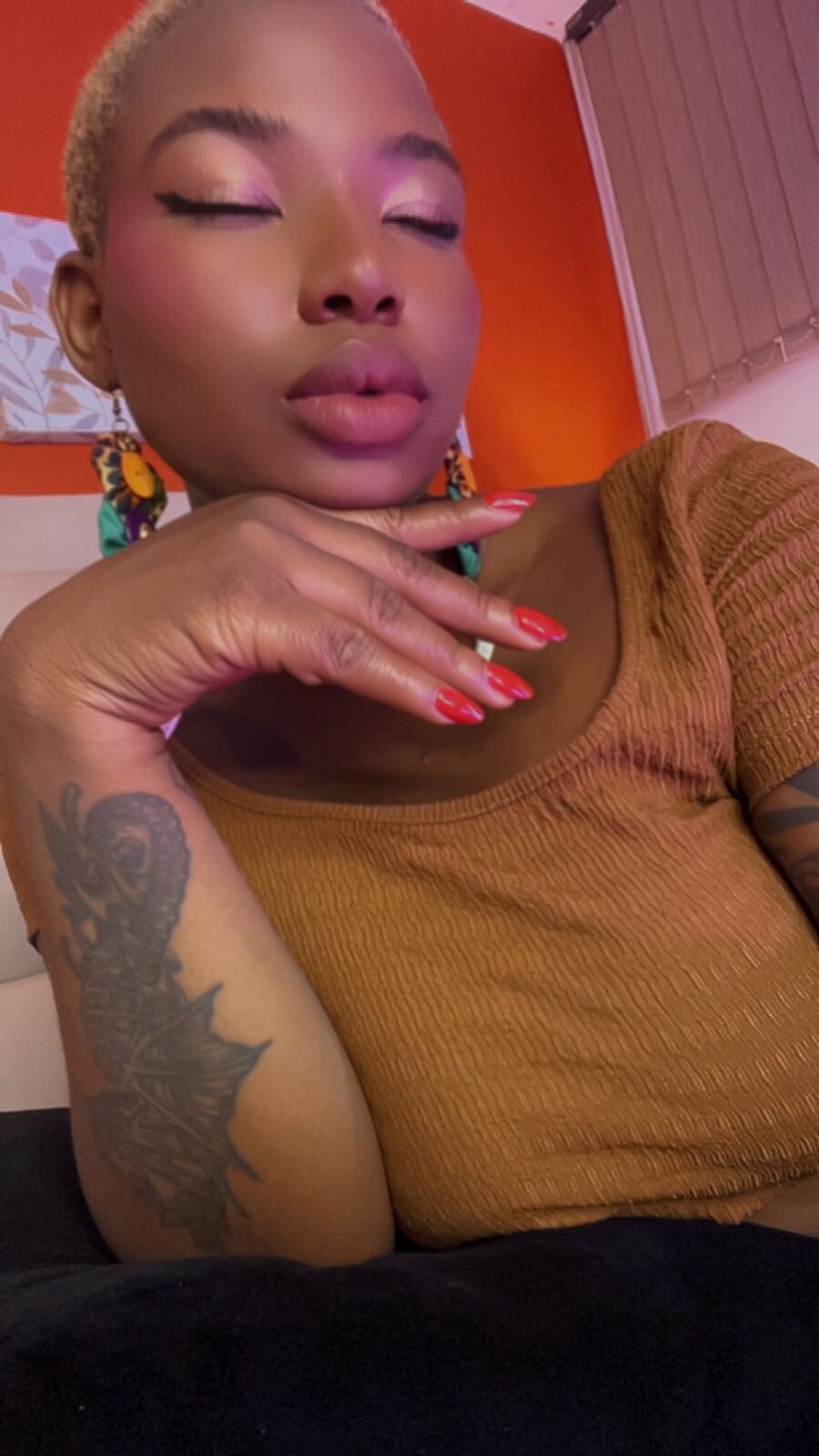 XXX Porn Photo of Nude KenyaMystic 198