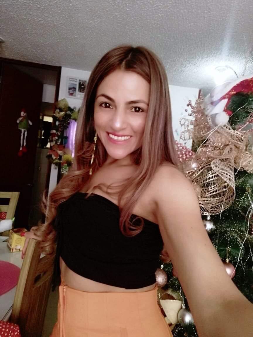 XXX Porn Photo of Nude BrendaSquirtx 5
