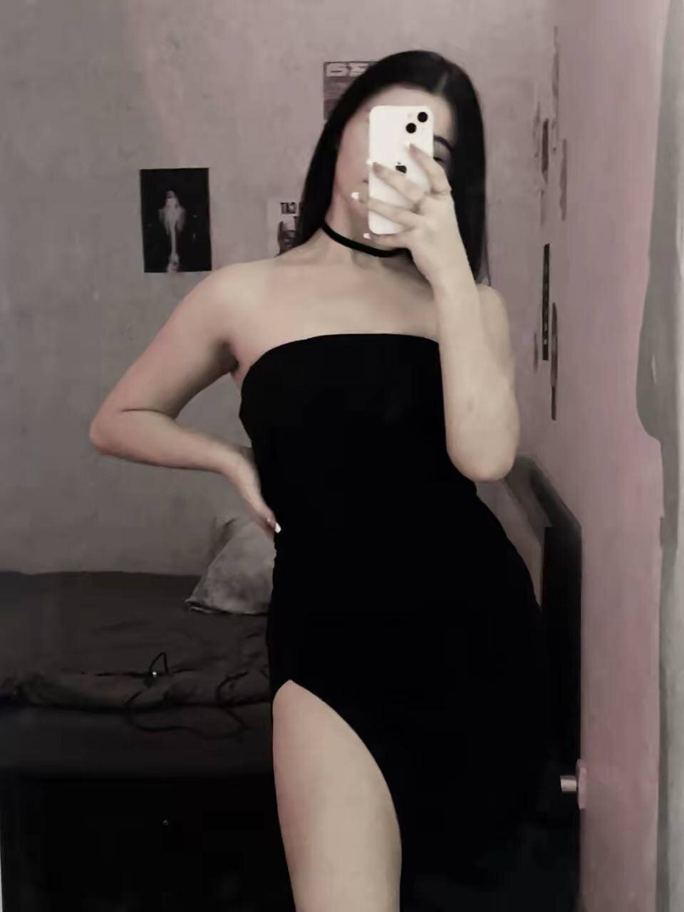 XXX Porn Photo of Nude elaravoss 1