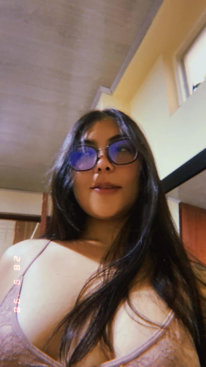 XXX Porn Photo of Nude LolaXXXperience 13