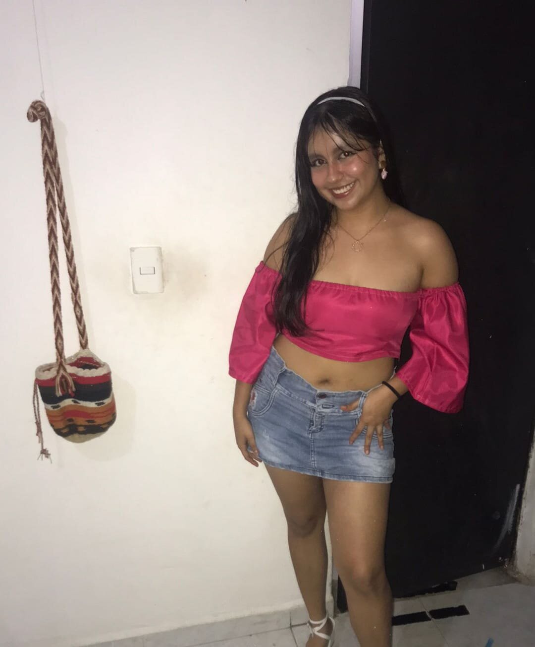 XXX Porn Photo of Nude lola_clit 3