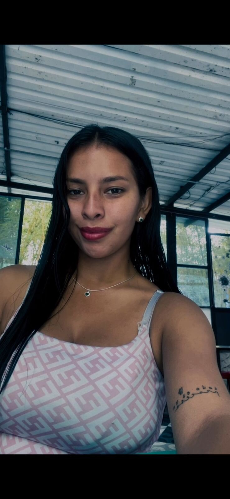 XXX Porn Photo of Nude vanesaa_mejia 3