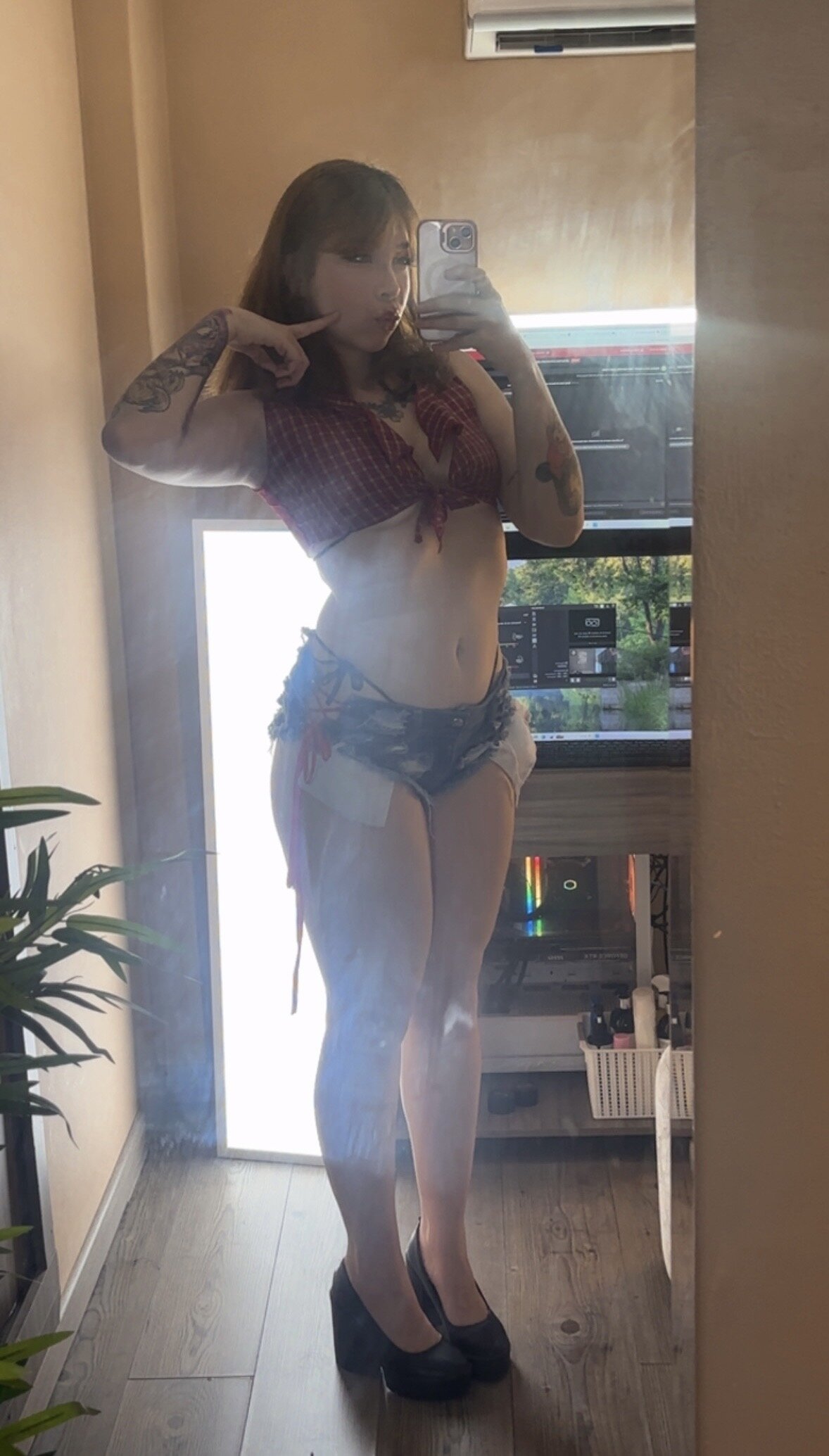 XXX Porn Photo of Nude HelenaCole- 25