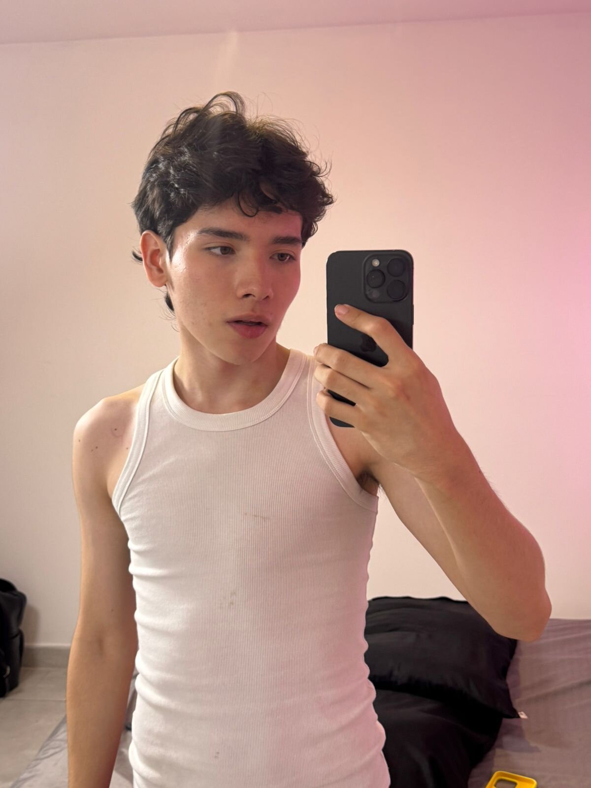 XXX Porn Photo of Nude lucaaray 2