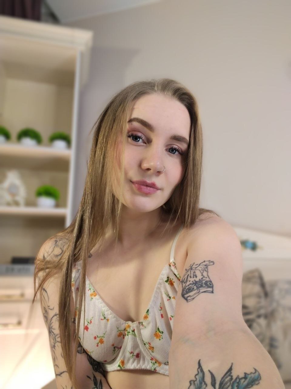 XXX Porn Photo of Nude BobbieNibbe 11