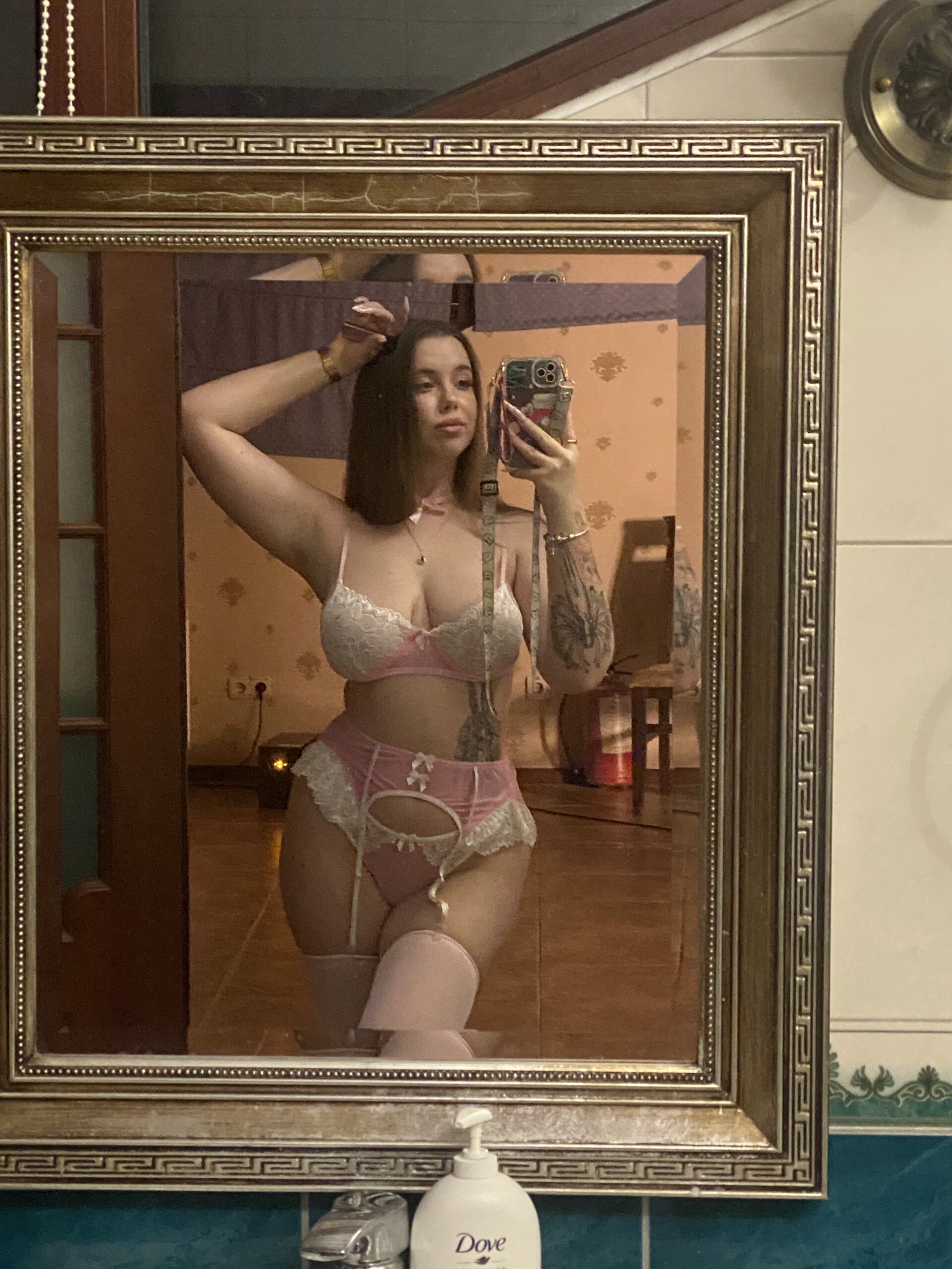 XXX Porn Photo of Nude SugarMuse 339