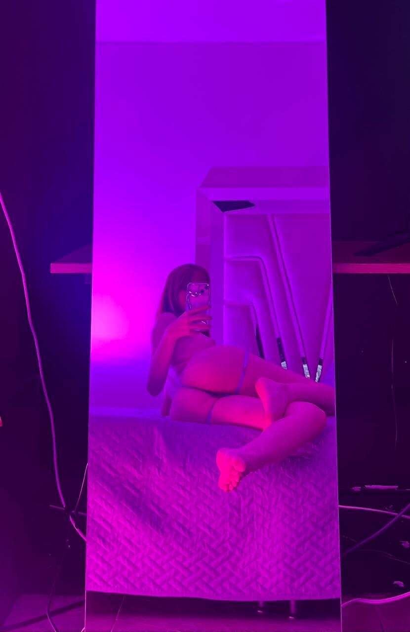 XXX Porn Photo of Nude Alaskaflowers___ 16