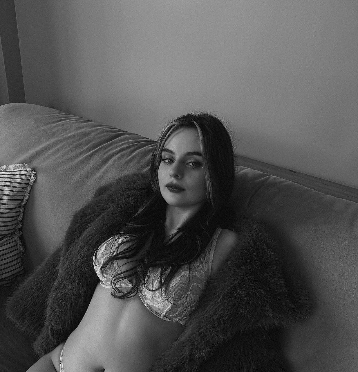 XXX Porn Photo of Nude rina_kitten 6