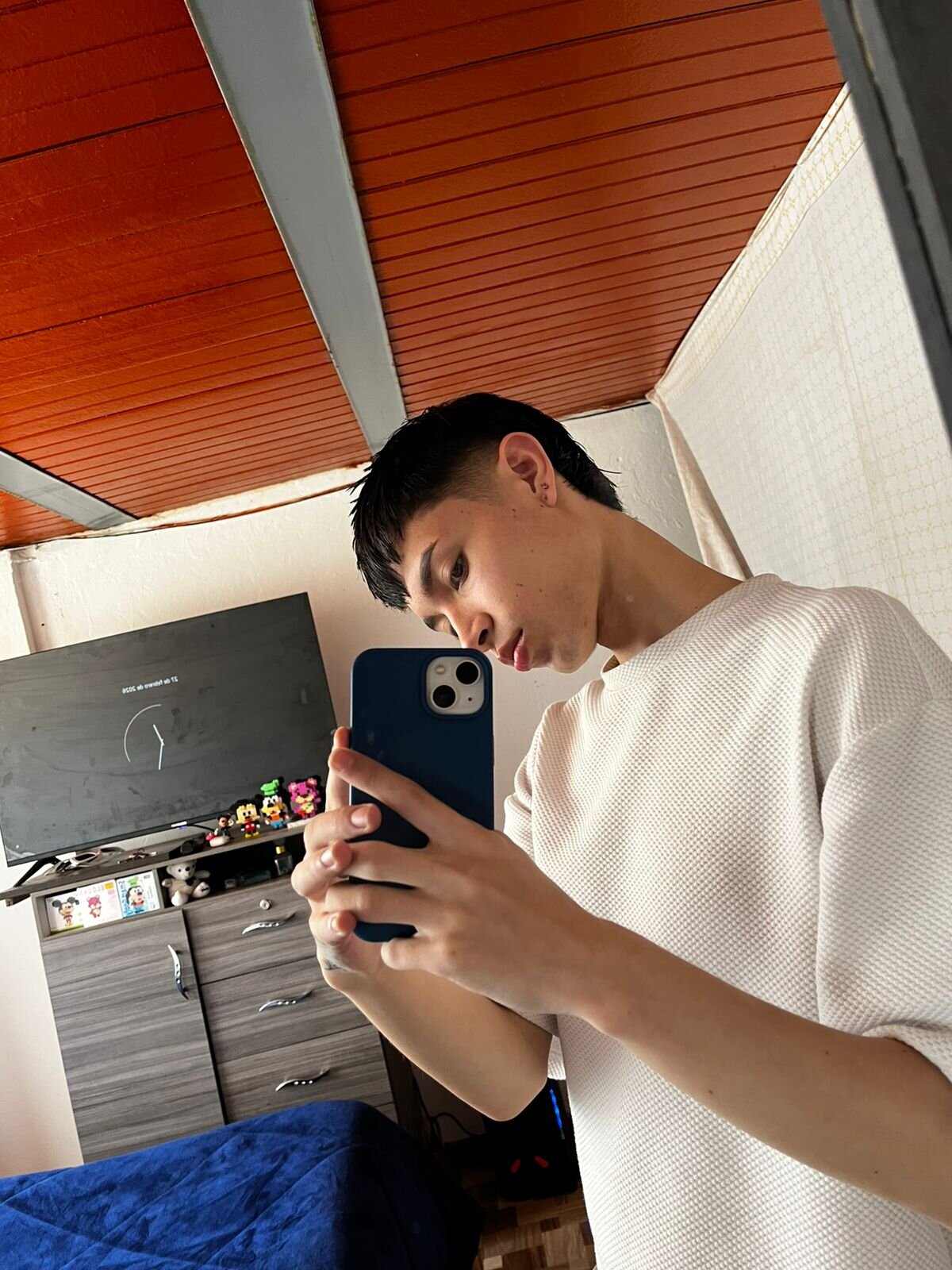 XXX Porn Photo of Nude Skinny_Office 6