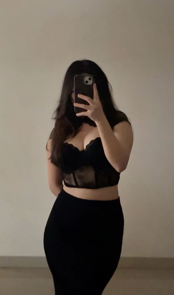 XXX Porn Photo of Nude Jara_Queen2580 4