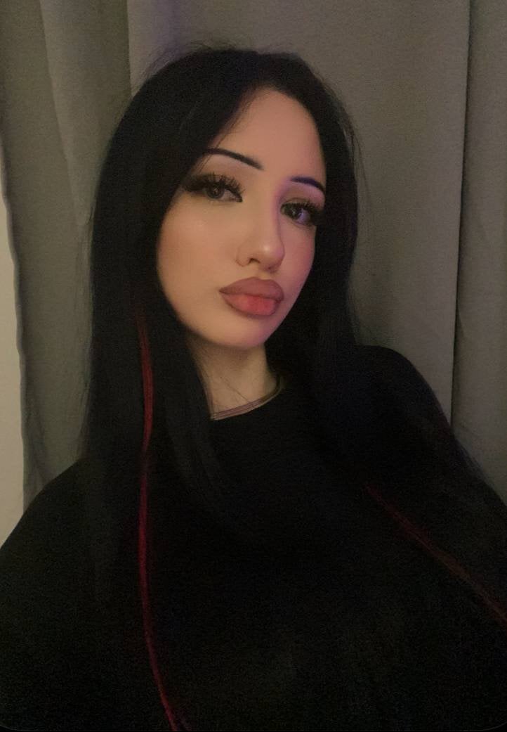 XXX Porn Photo of Nude TracySlayQueen 5