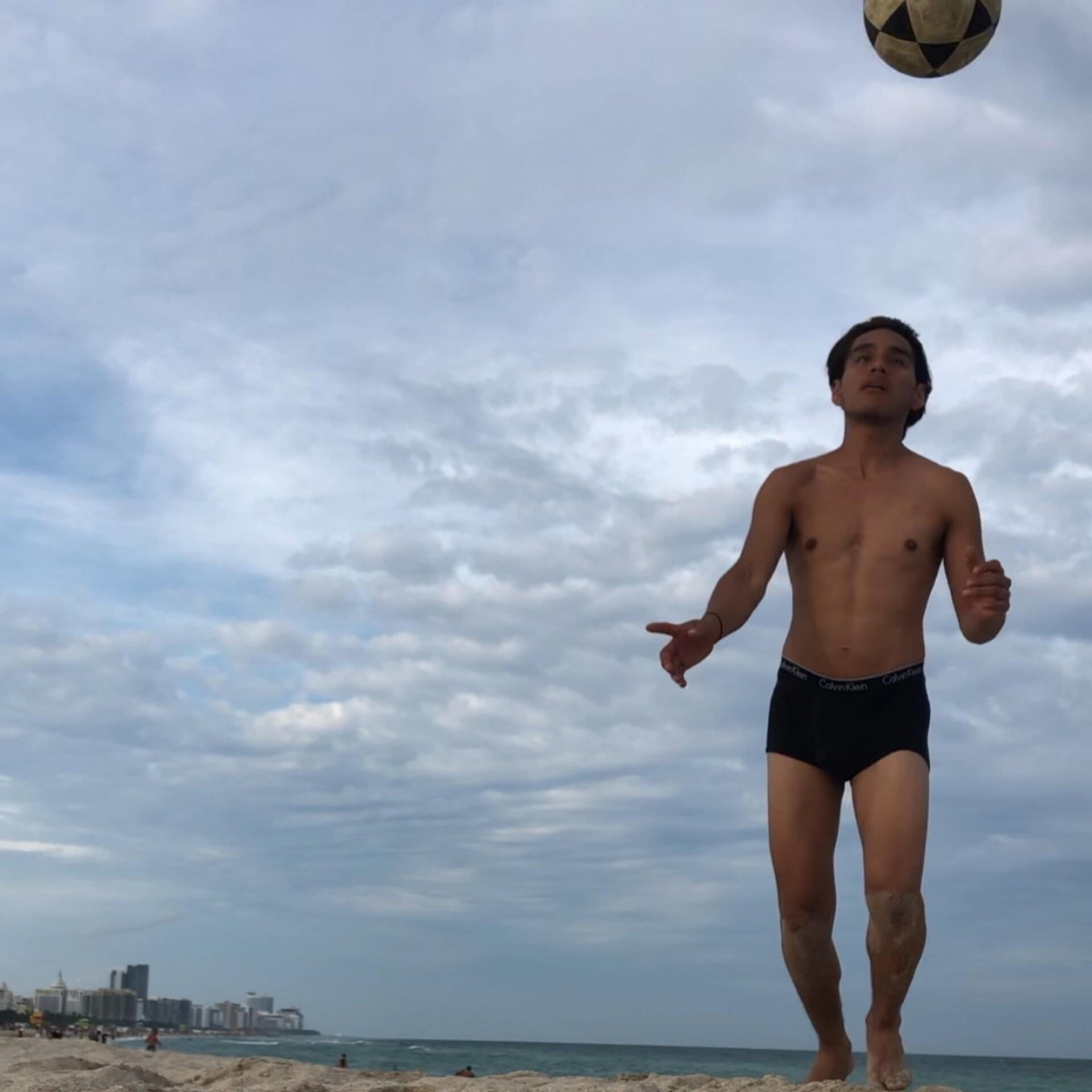 XXX Porn Photo of Nude frommiamibeach 3