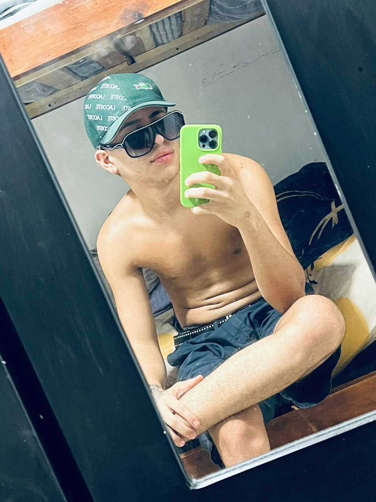 XXX Porn Photo of Nude HollmanFronsh 3