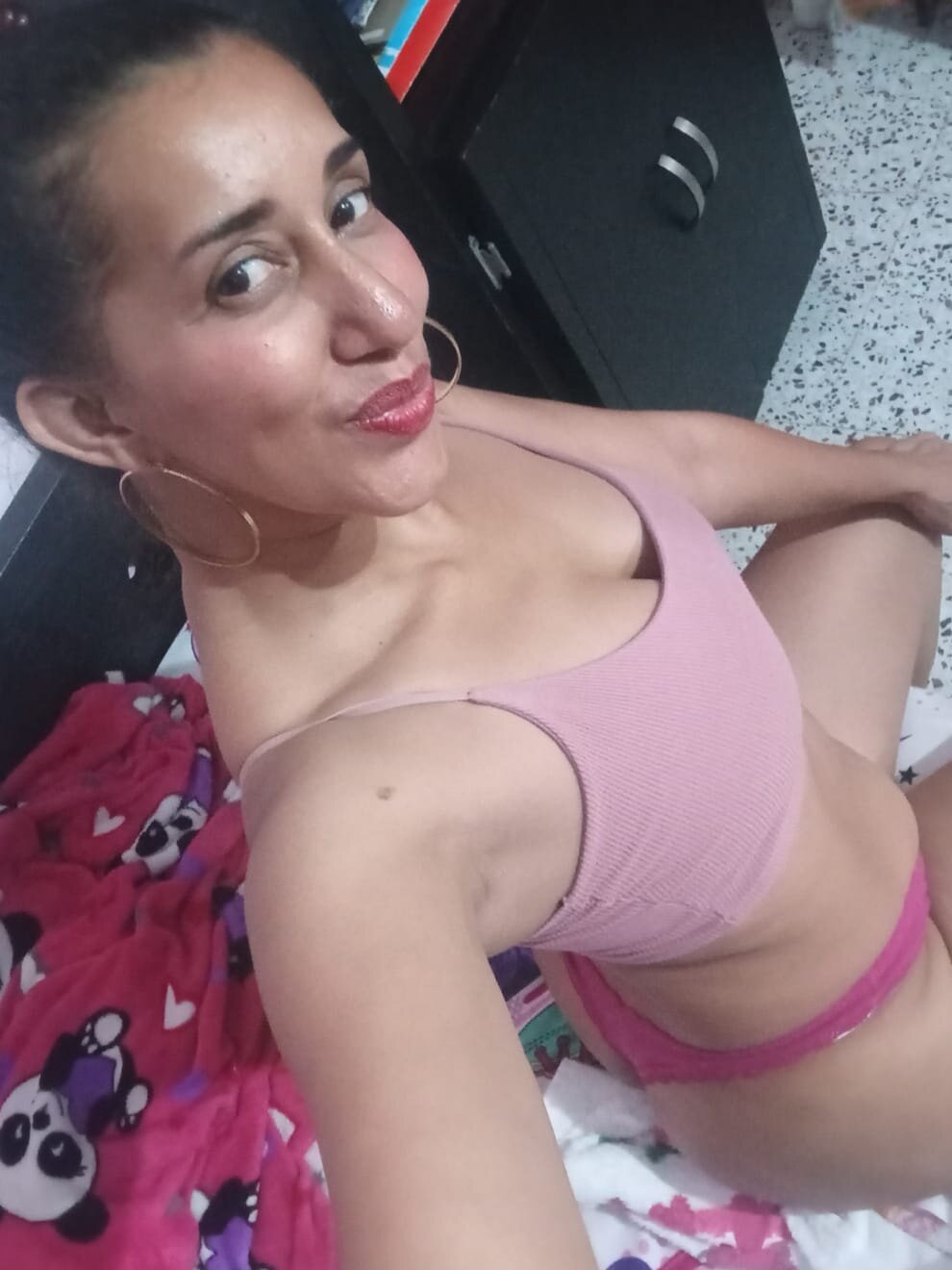 XXX Porn Photo of Nude latinabueno41 3