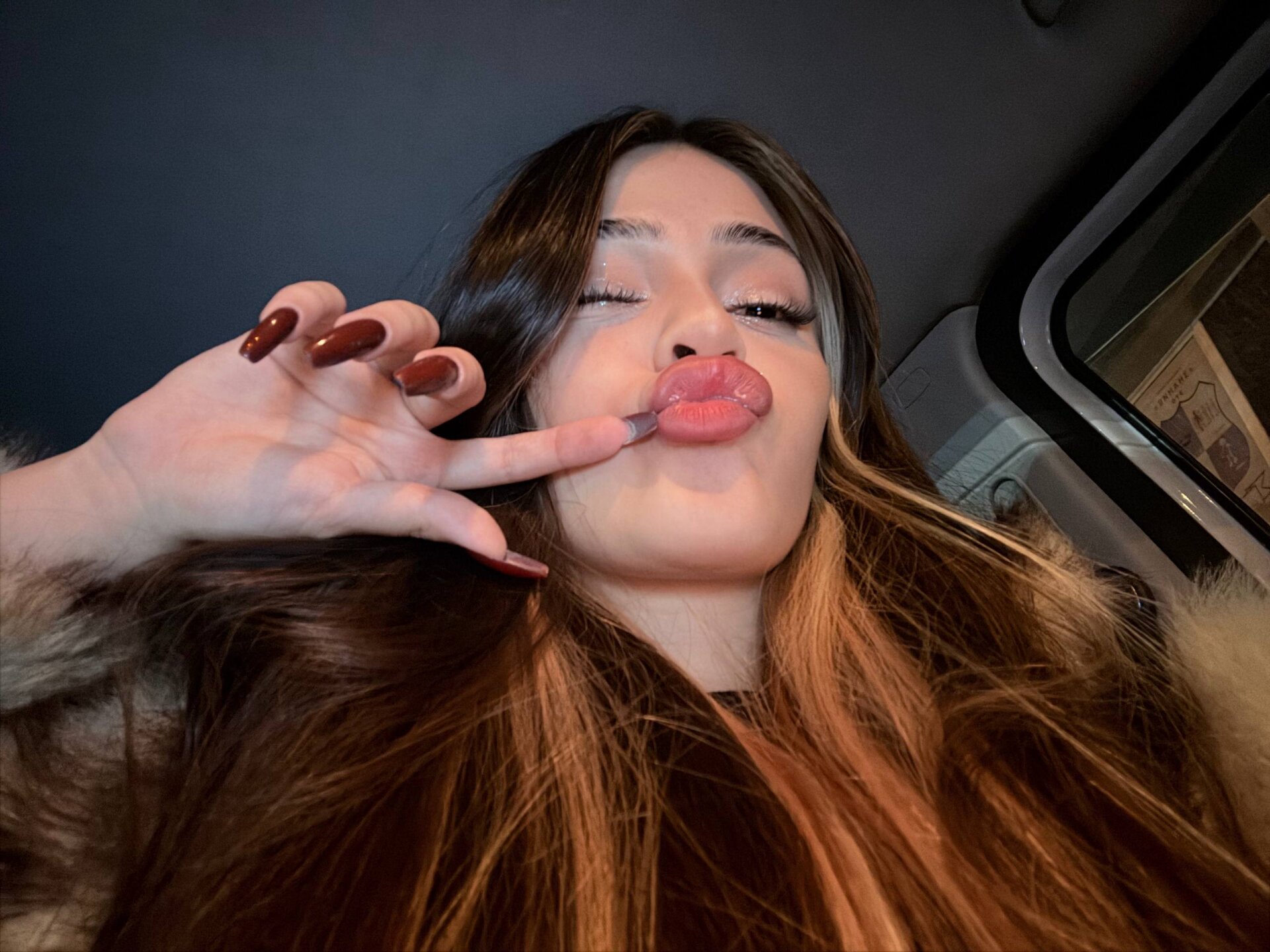 XXX Porn Photo of Nude EmilyMonday 9