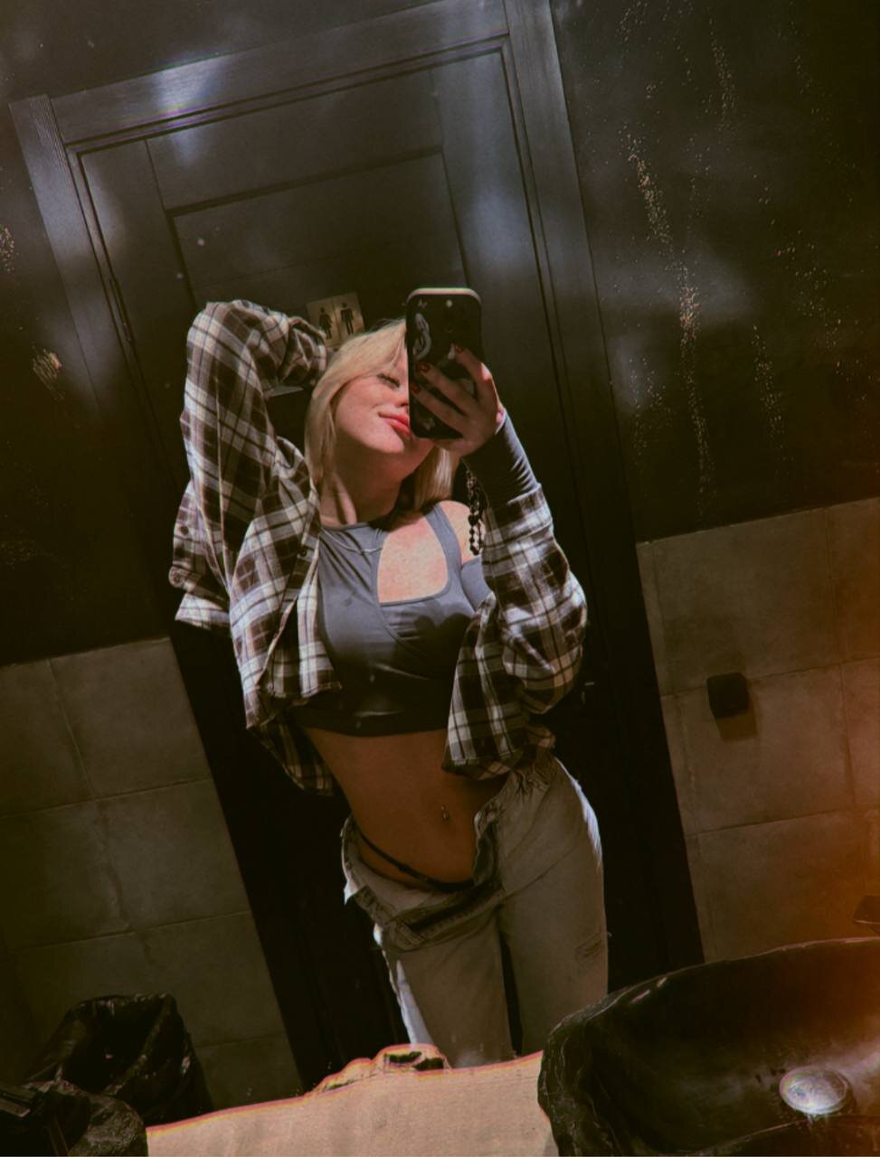 XXX Porn Photo of Nude Aline_Loky 8