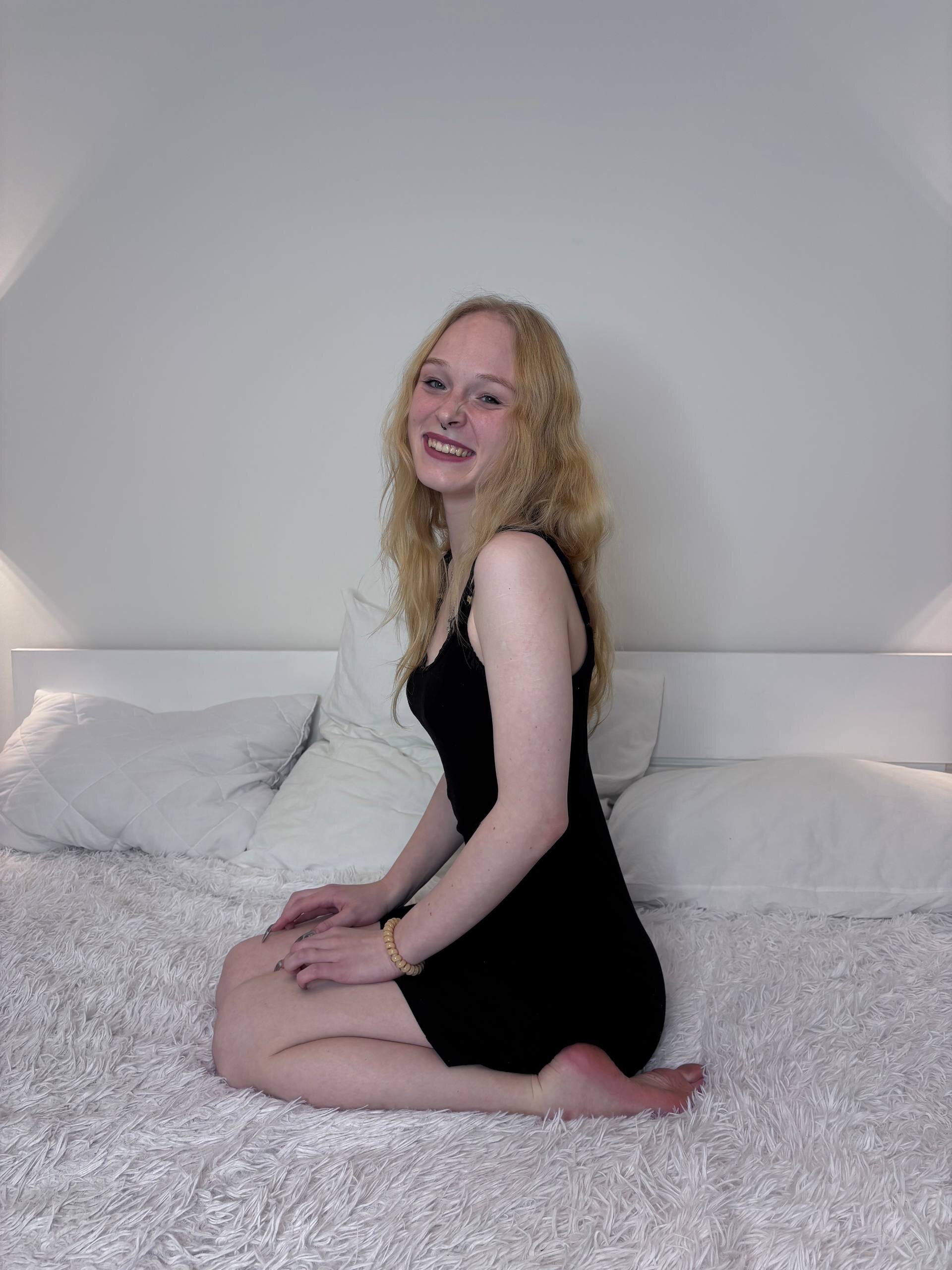 XXX Porn Photo of Nude GhisllaineWestler 7